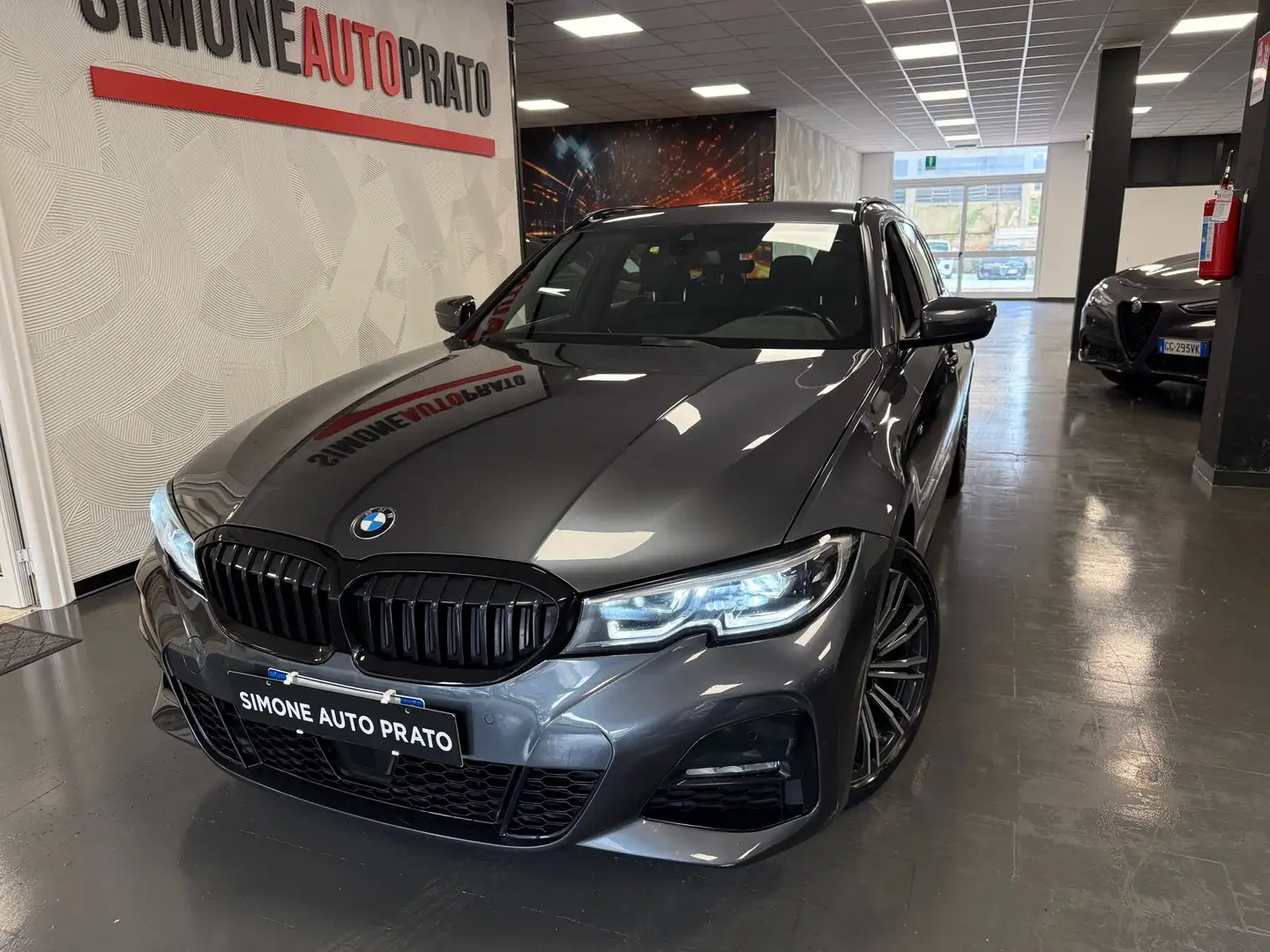 BMW 320 320d Touring mhev 48V xdrive Msport auto Gris - 2