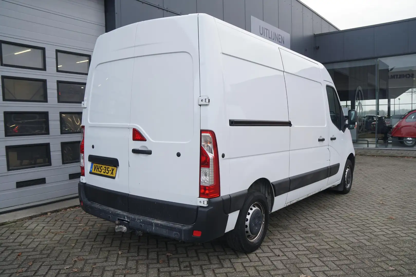 Opel Movano 2.3 TURBO 150 PK L2H2 + 2500 KG TREKHAAK / CAMERA Wit - 2