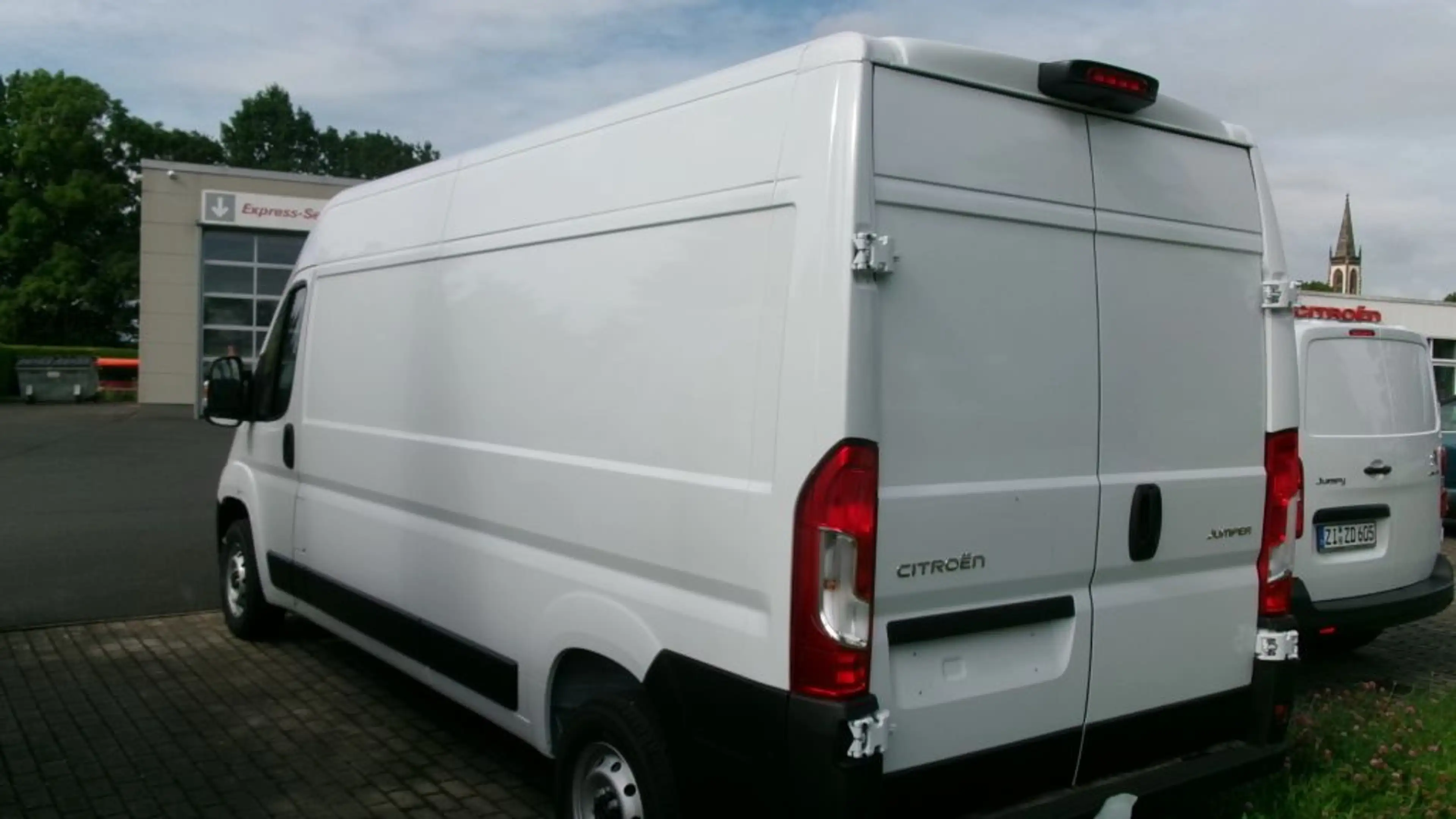 Citroen Jumper 2.2 Diesel 140 3.3T L3H2 (250 L/D/B) — photo 3