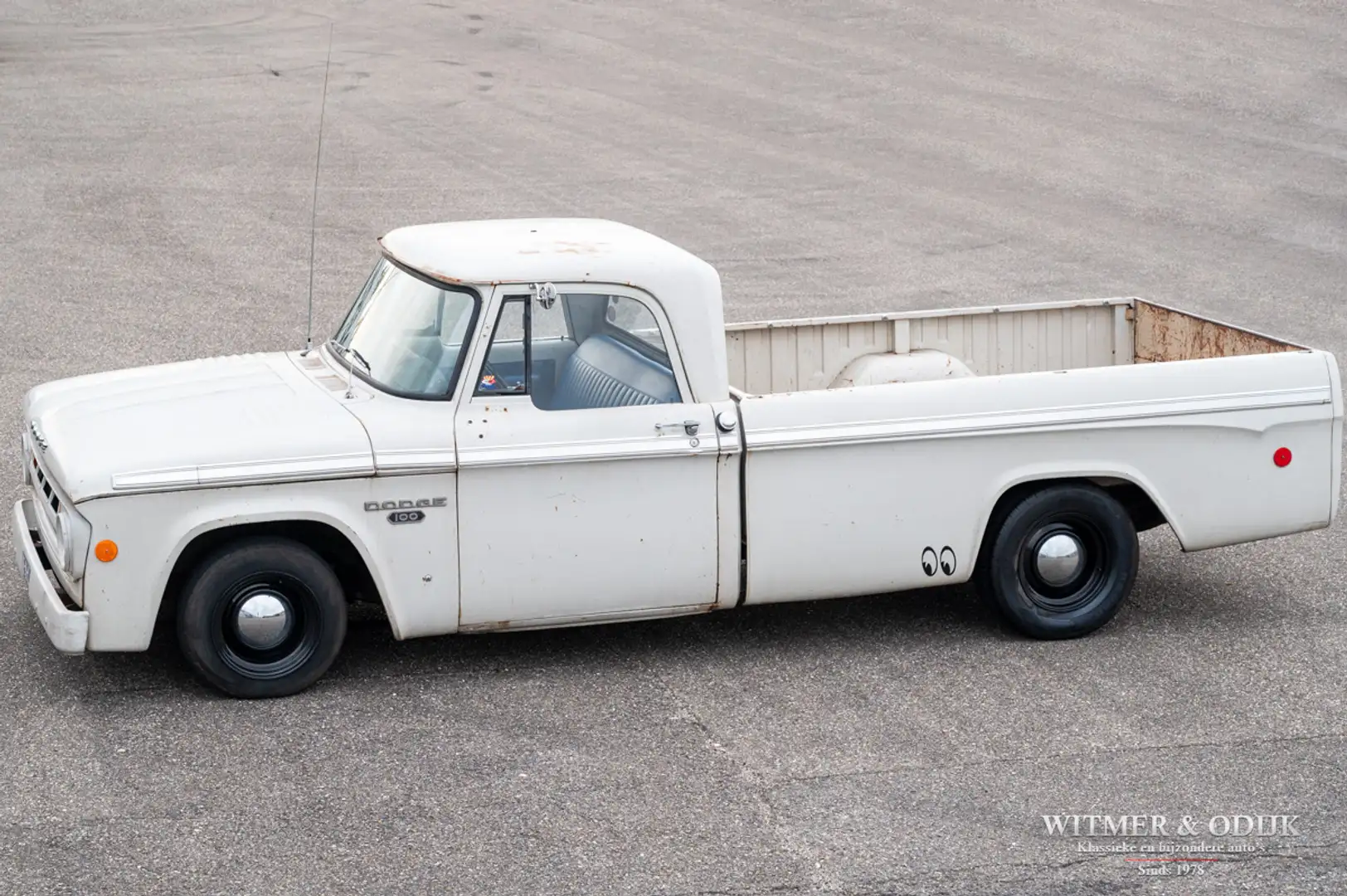Dodge Pick Up D100 Beige - 1