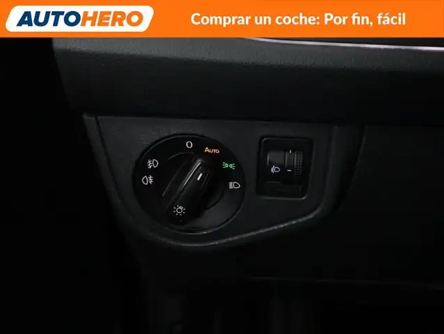 Volkswagen Polo view 28