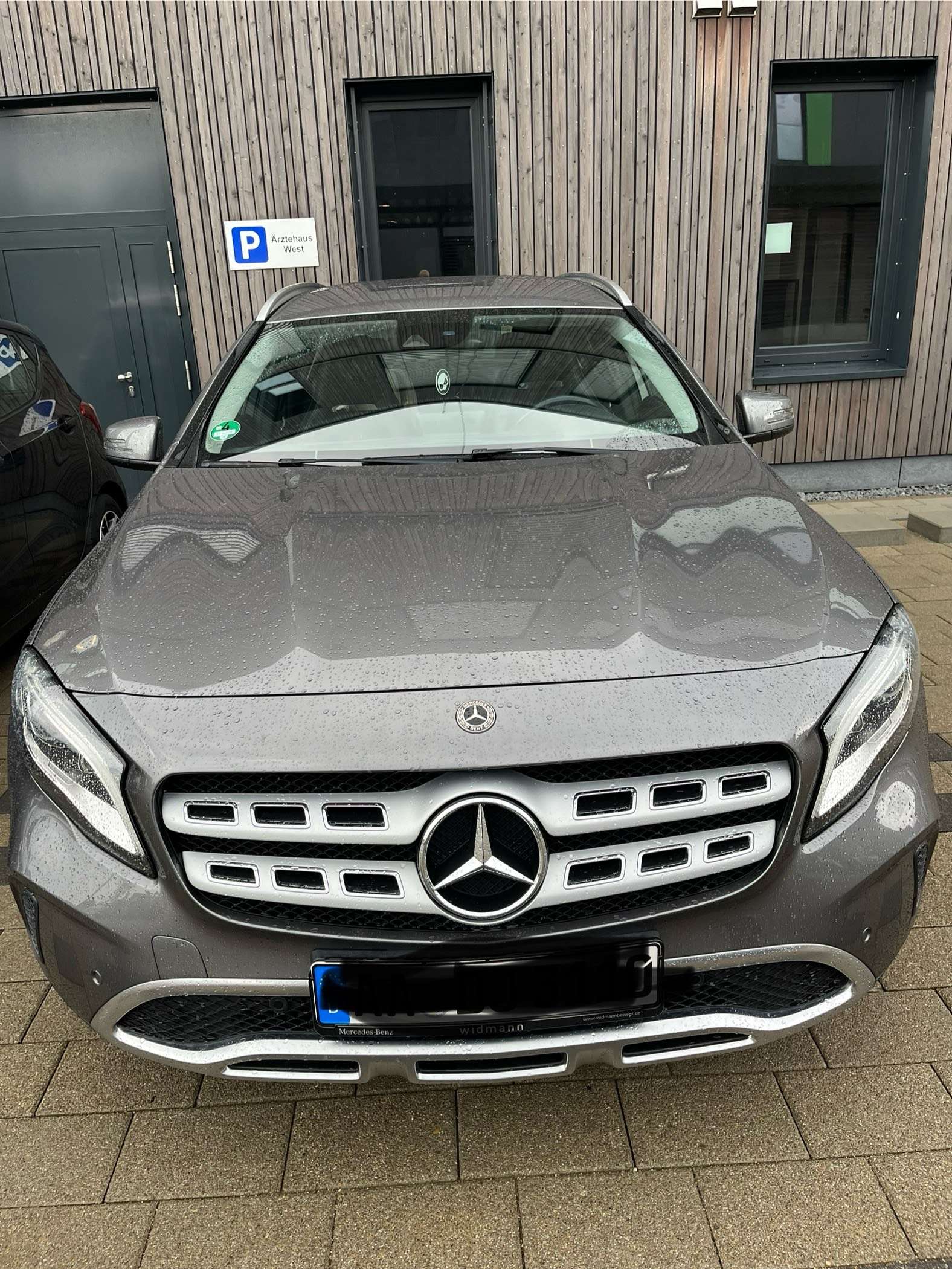 Second hand Mercedes Benz Gla-Class 200