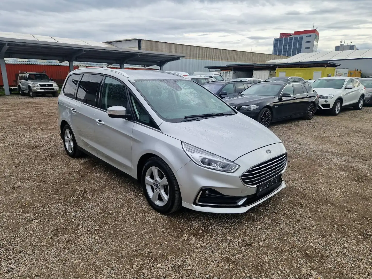 Ford Galaxy Titanium Silber - 2