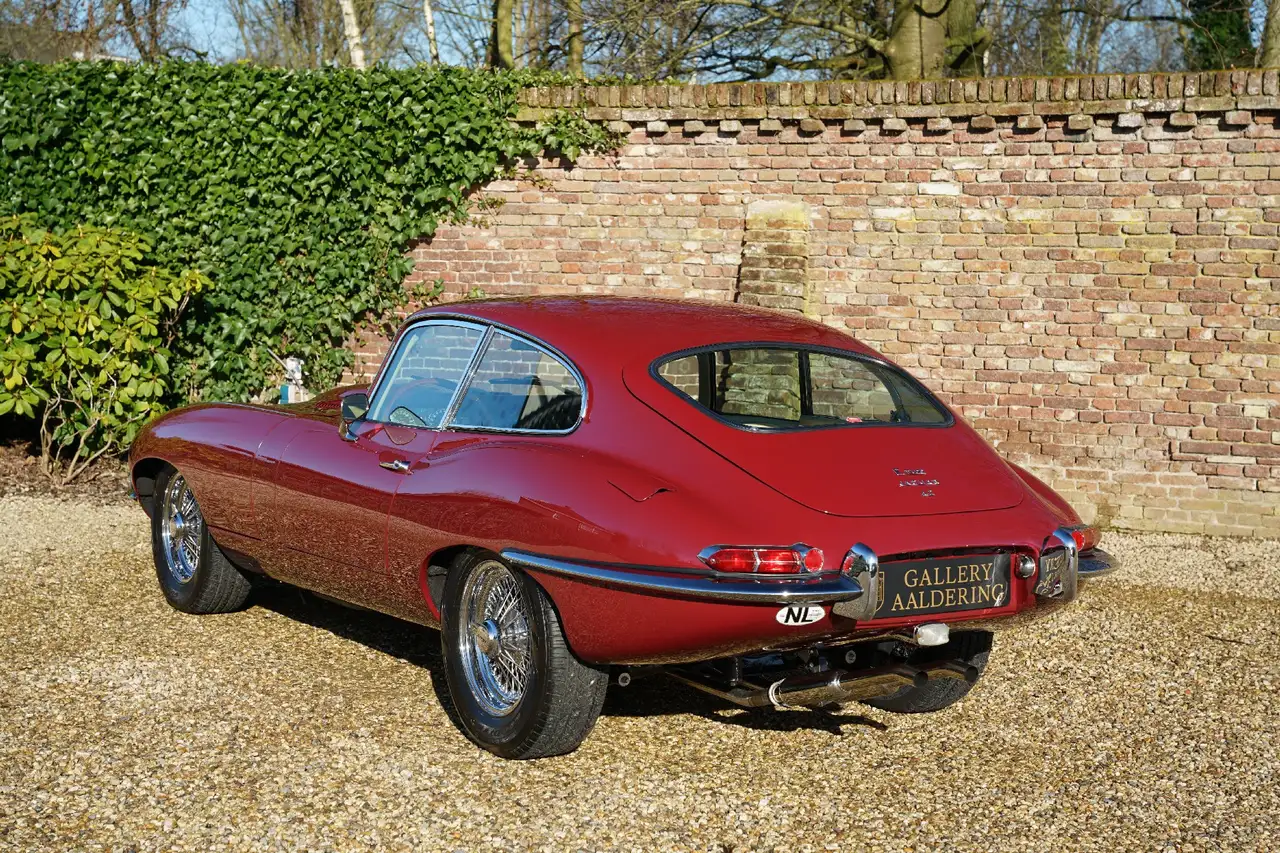 Jaguar E-Type 4.2 Litre Coupe Series 1.5 "Jaguar Heritage Certif, foto 2