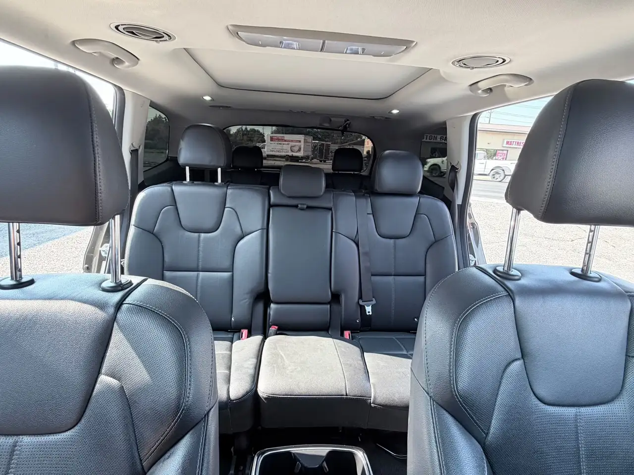 Kia Telluride снимка Kia Telluride