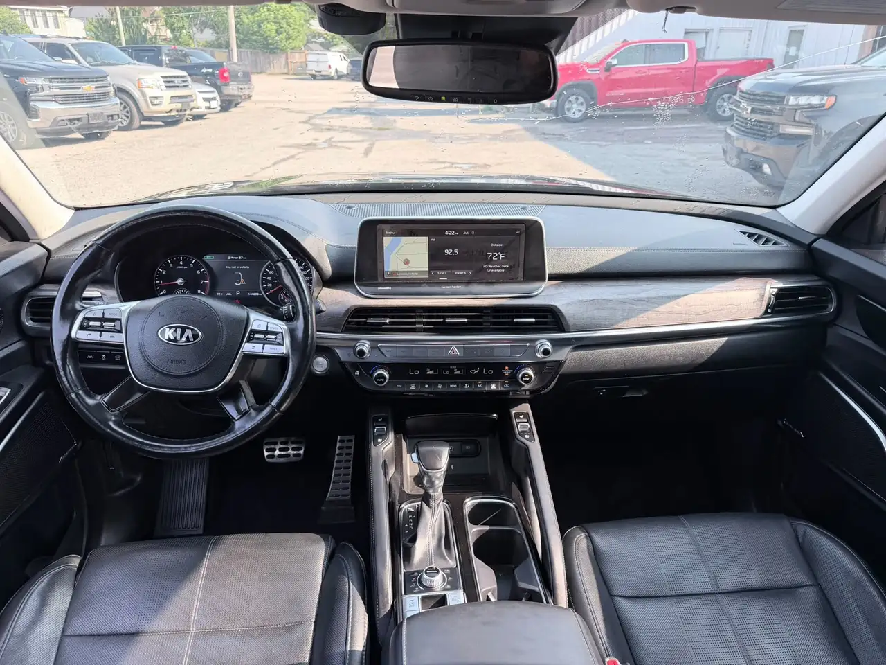 Kia Telluride снимка Kia Telluride