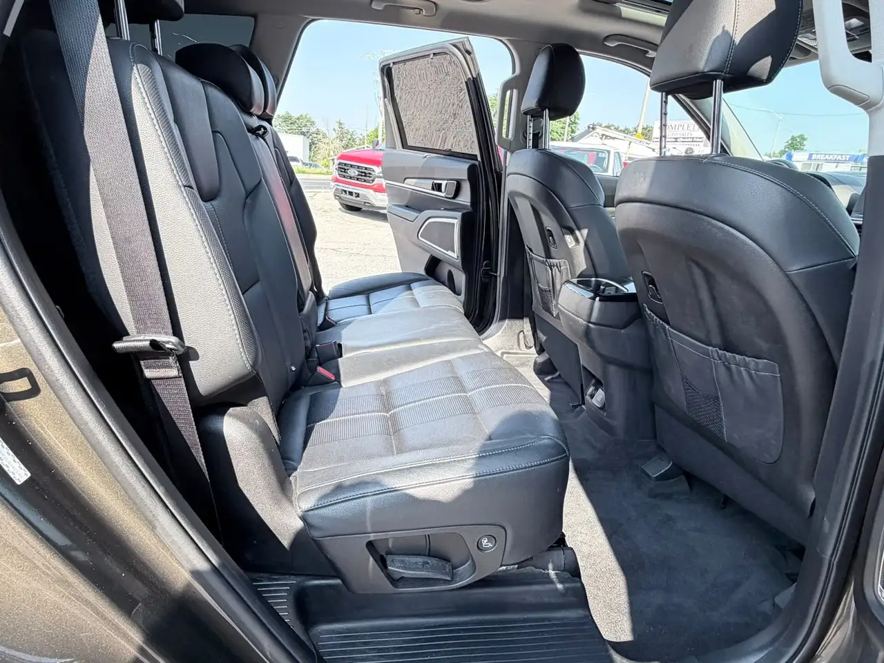 Kia Telluride снимка Kia Telluride