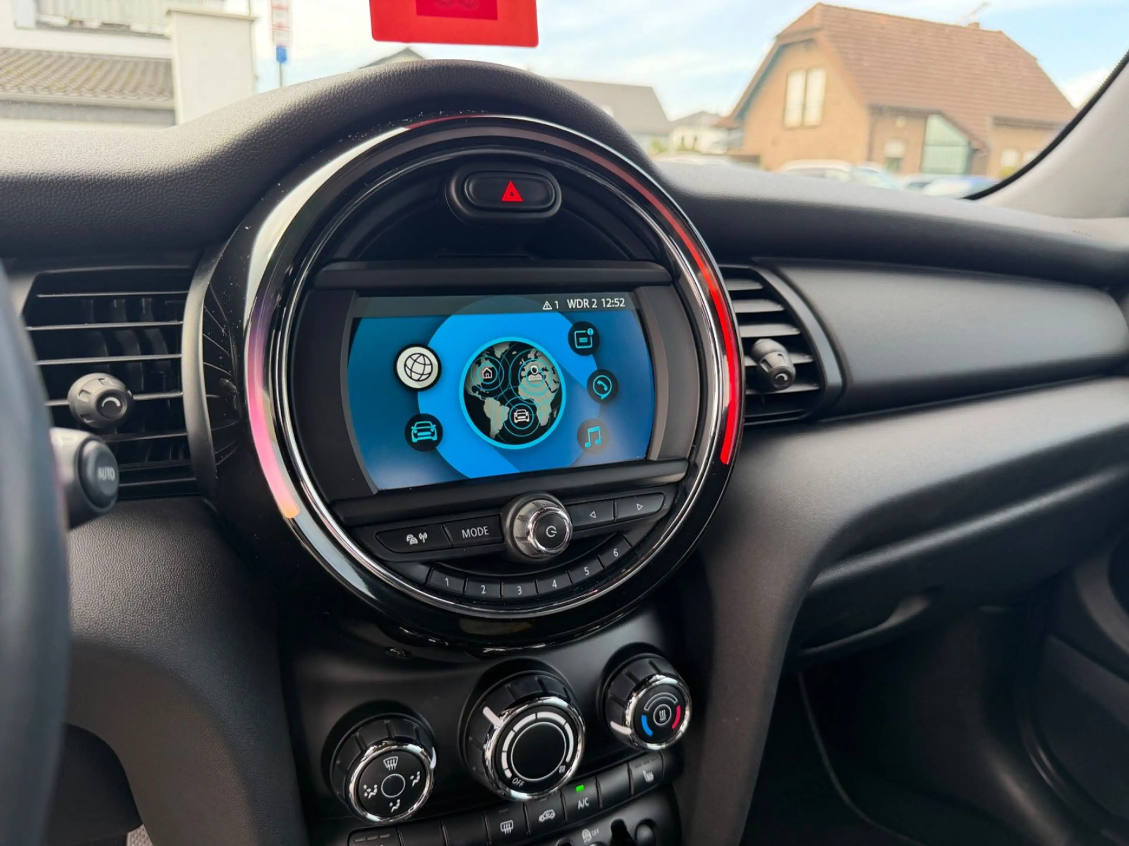 MINI One Sportpak. Sitzhz Multifkt PDC 2.HAND — photo 11