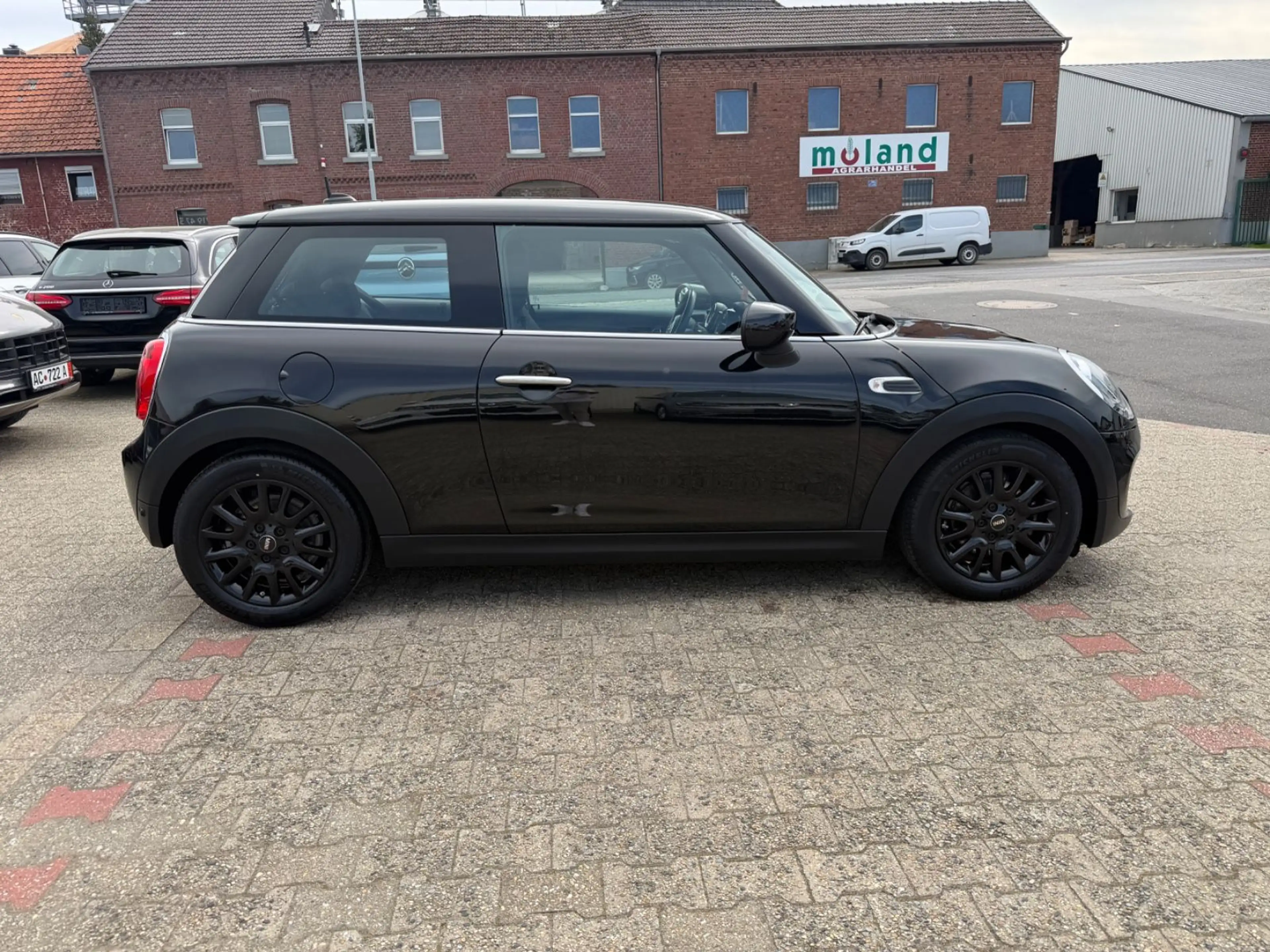 MINI One Sportpak. Sitzhz Multifkt PDC 2.HAND — photo 4