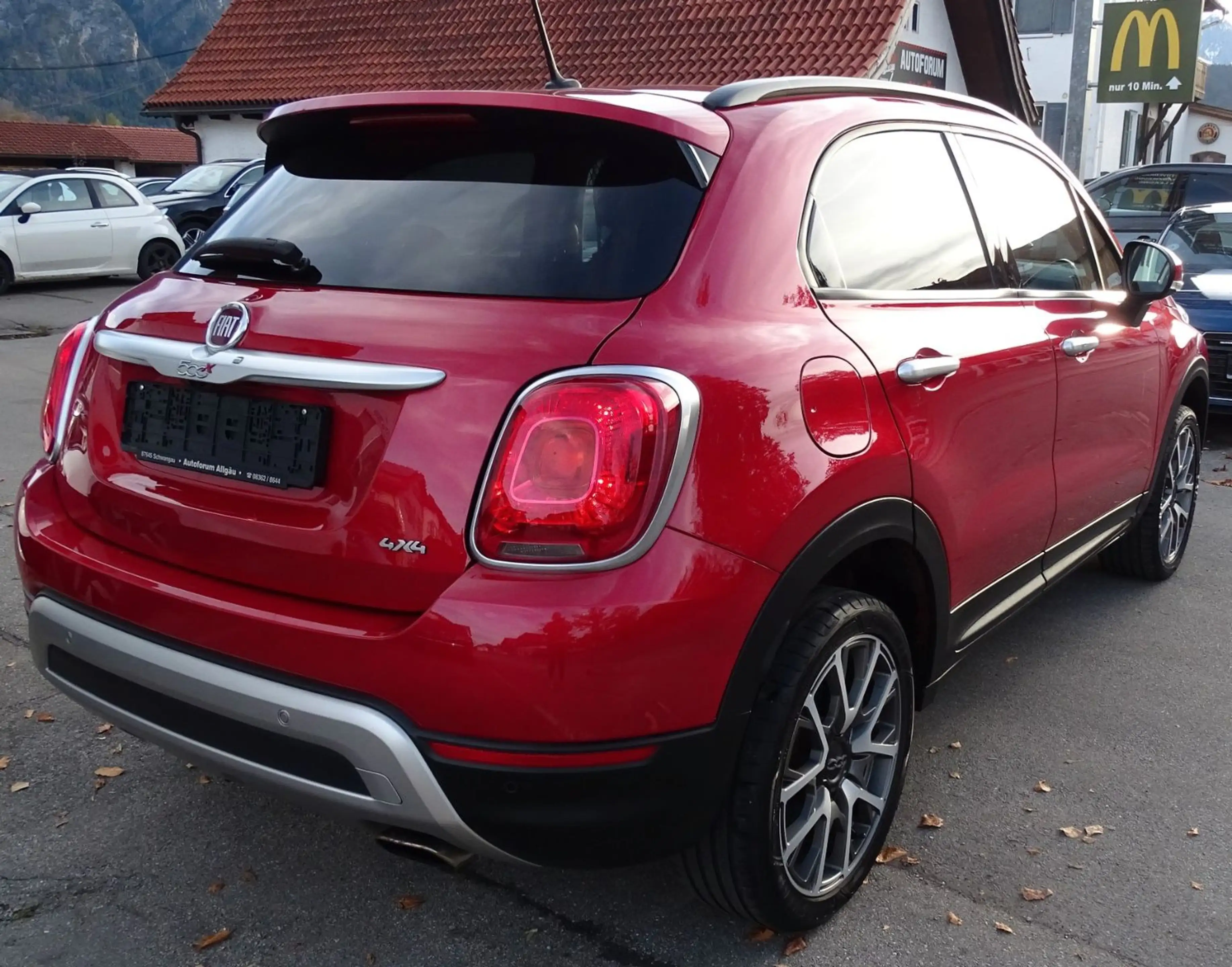 Fiat 500X Cross Plus Allrad Navi AHK Automatik — photo 5