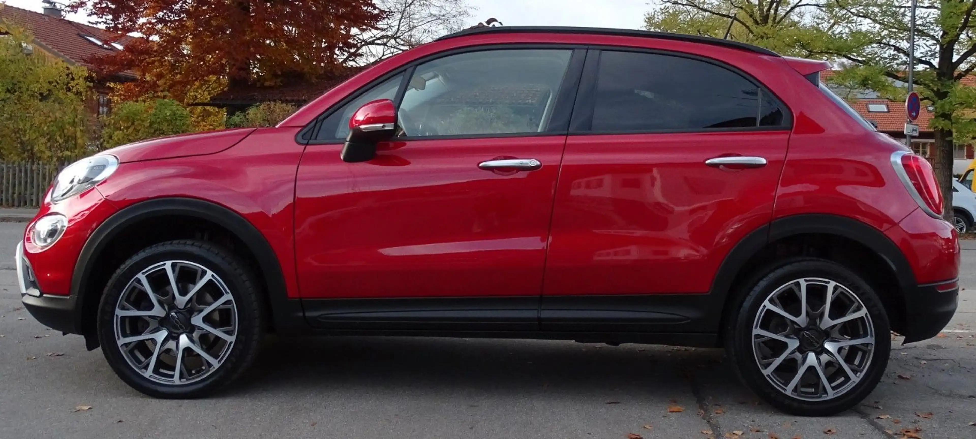 Fiat 500X Cross Plus Allrad Navi AHK Automatik — photo 3