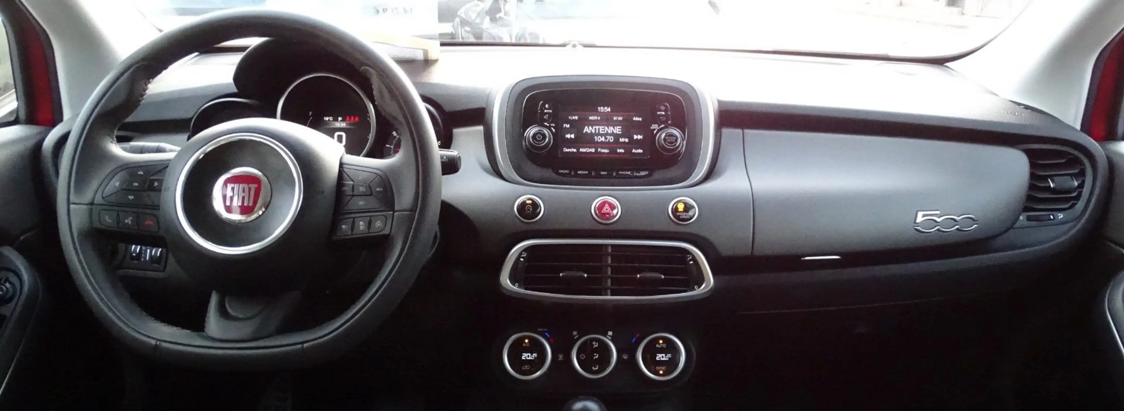 Fiat 500X Cross Plus Allrad Navi AHK Automatik — photo 13