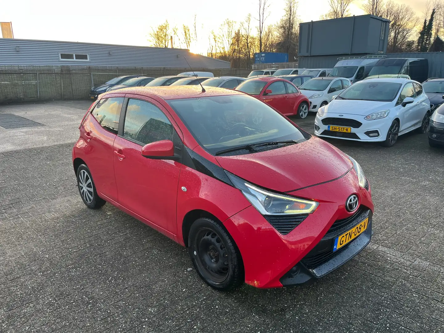 Toyota Aygo 1.0 VVT-i x Rot - 2