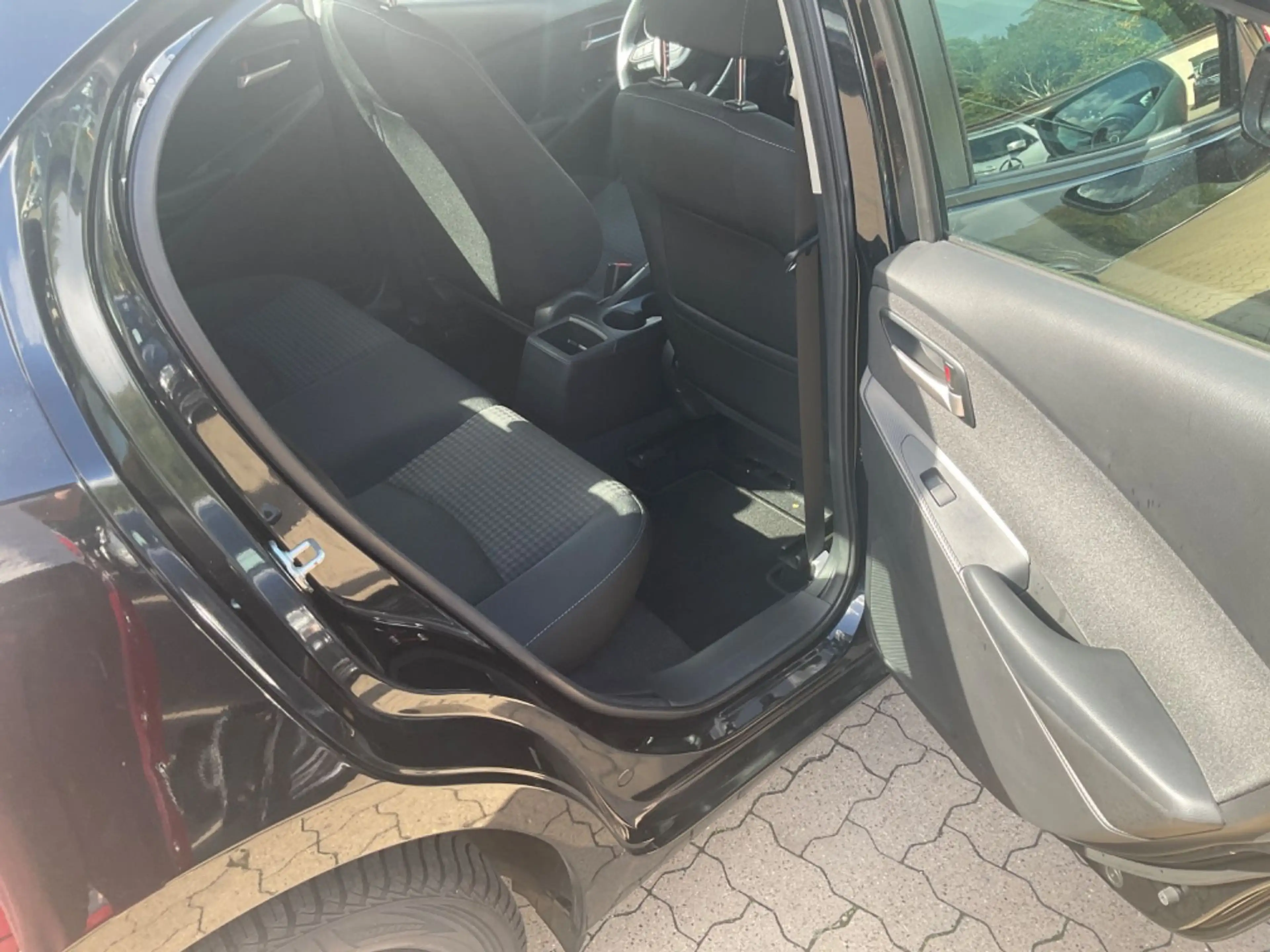 Mazda 2 Lim. Center-Line SkyActiv-G TÜV 07.2028 — photo 3