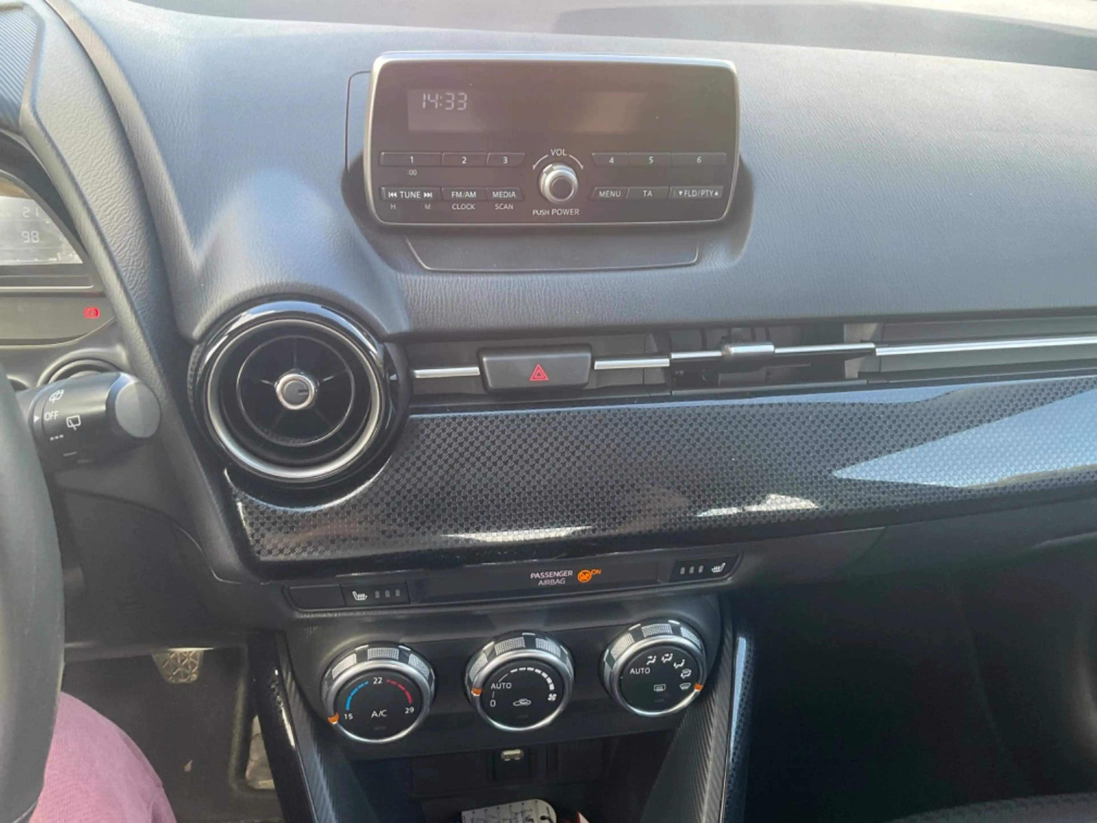 Mazda 2 Lim. Center-Line SkyActiv-G TÜV 07.2028 — photo 12