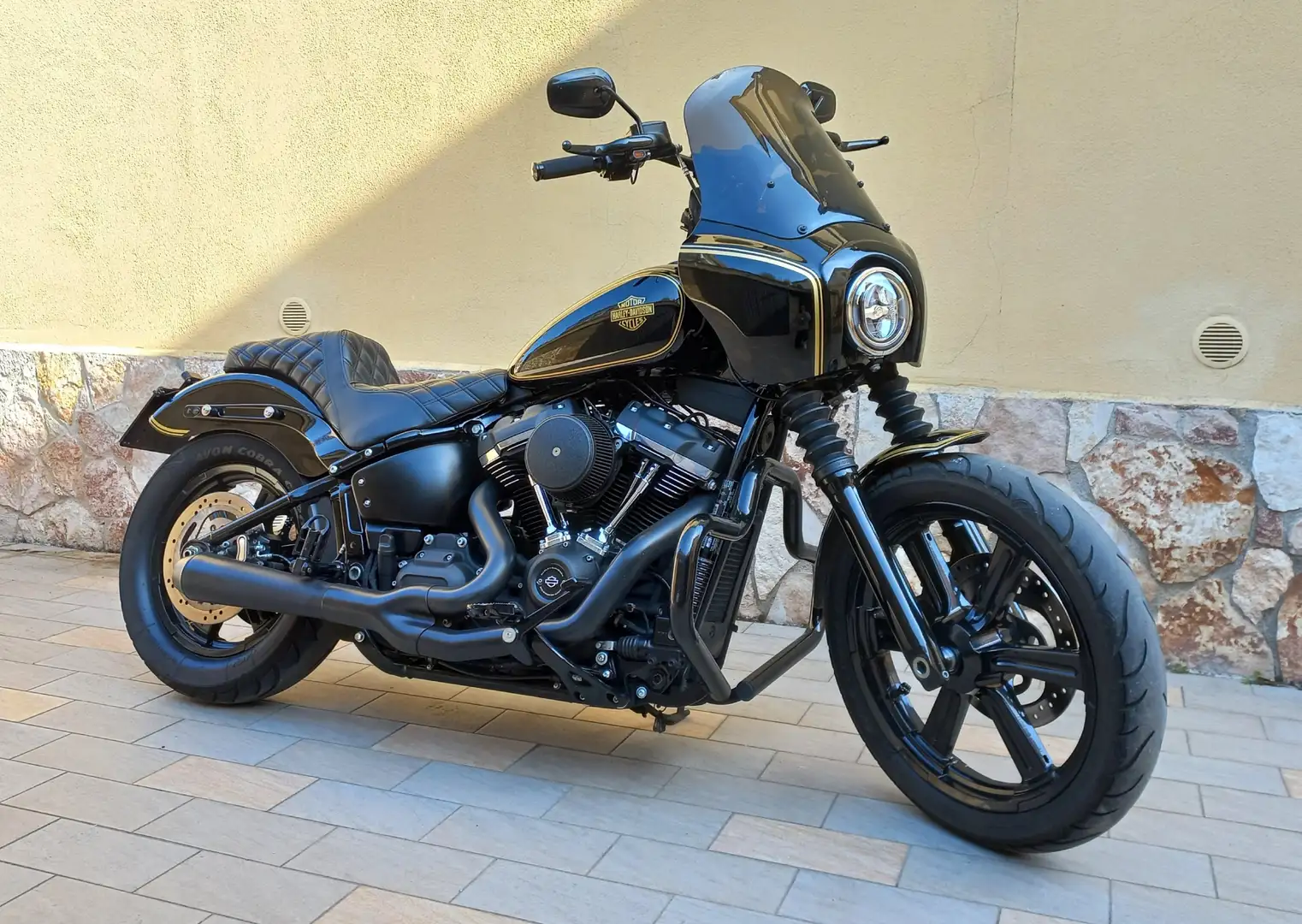 Harley-Davidson Dyna Street Bob softail Czarny - 1