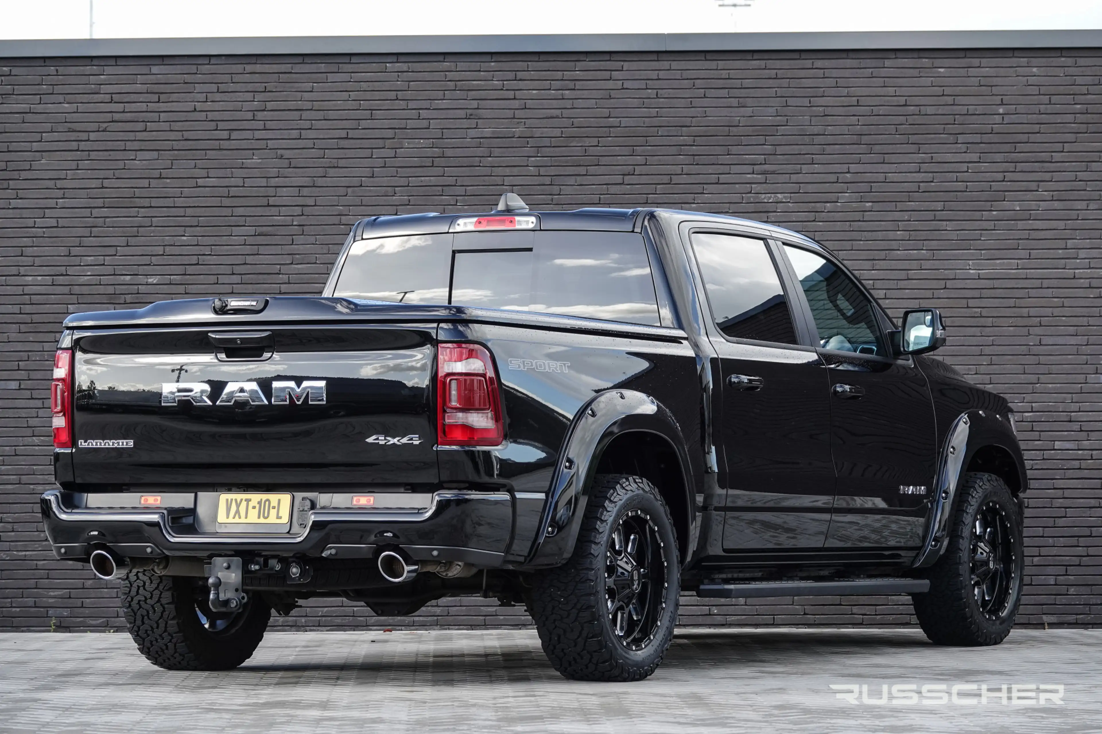 Dodge RAM 1500 5.7 V8 401Pk 4x4 | Crew Cab | Laramie | Leder — photo 2