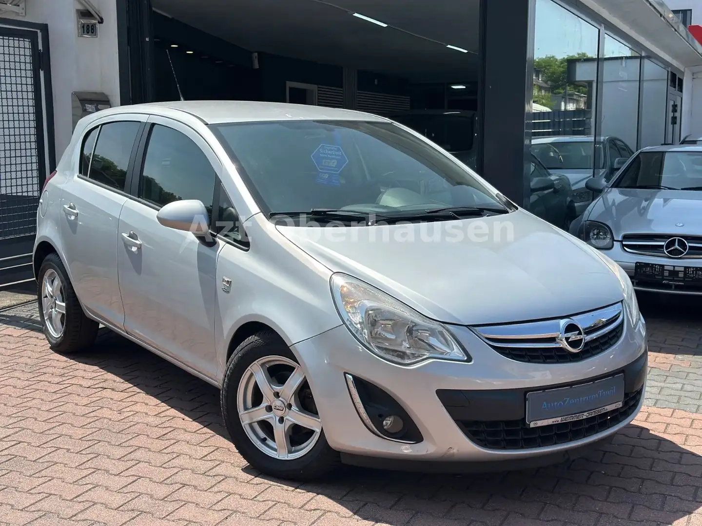 Opel Corsa D 1.2*STEUERKETTE NEU*KLIMA*TÜV NEU*ALU* Silber - 1