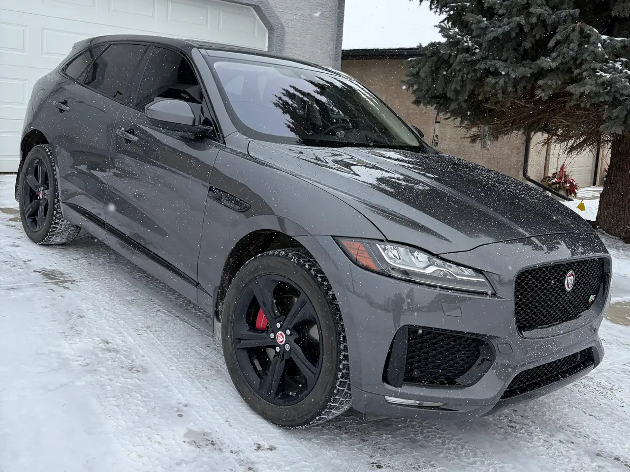 2017 Jaguar F-Pace