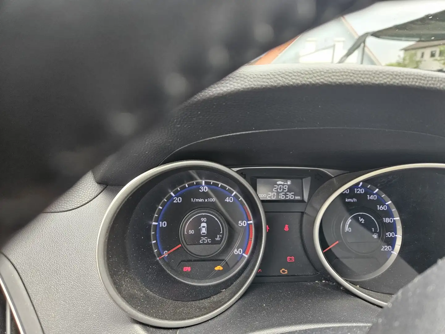 Hyundai iX35 iX35 2,0 CRDi Life 2WD Life Schwarz - 2