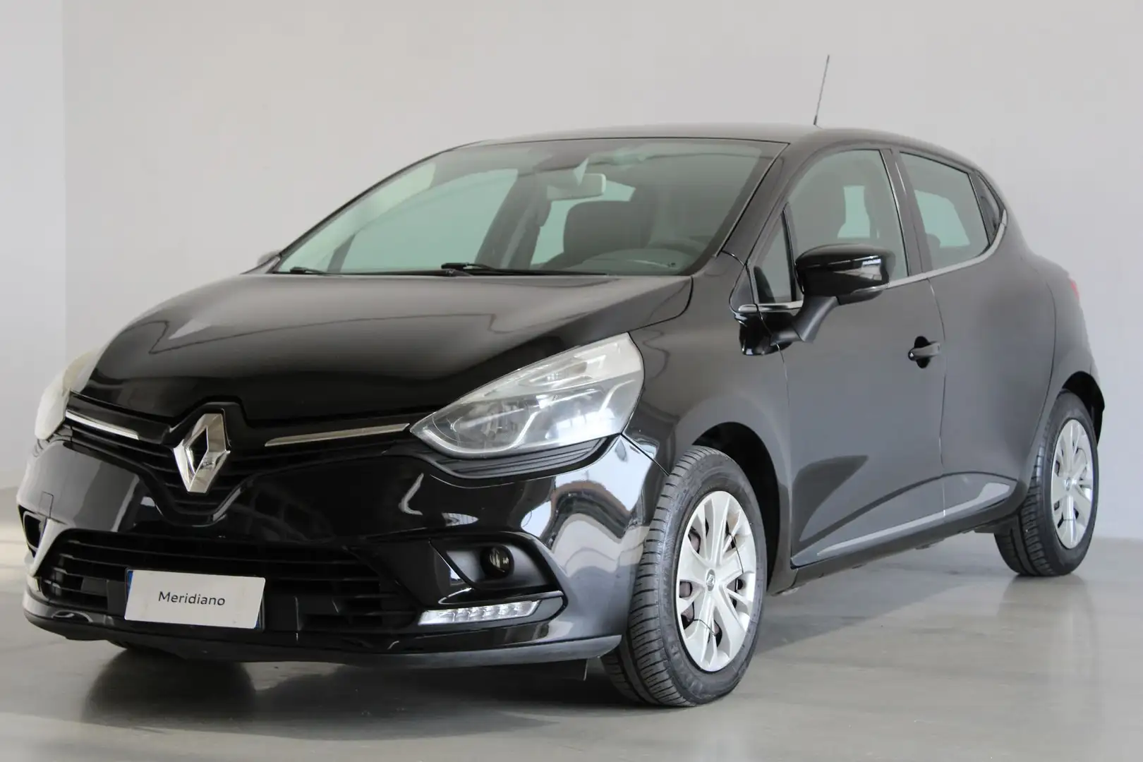 Renault Clio 4ª SERIE DCI 8V 75 CV S&S 5P. ENERGY LIFE Noir - 1