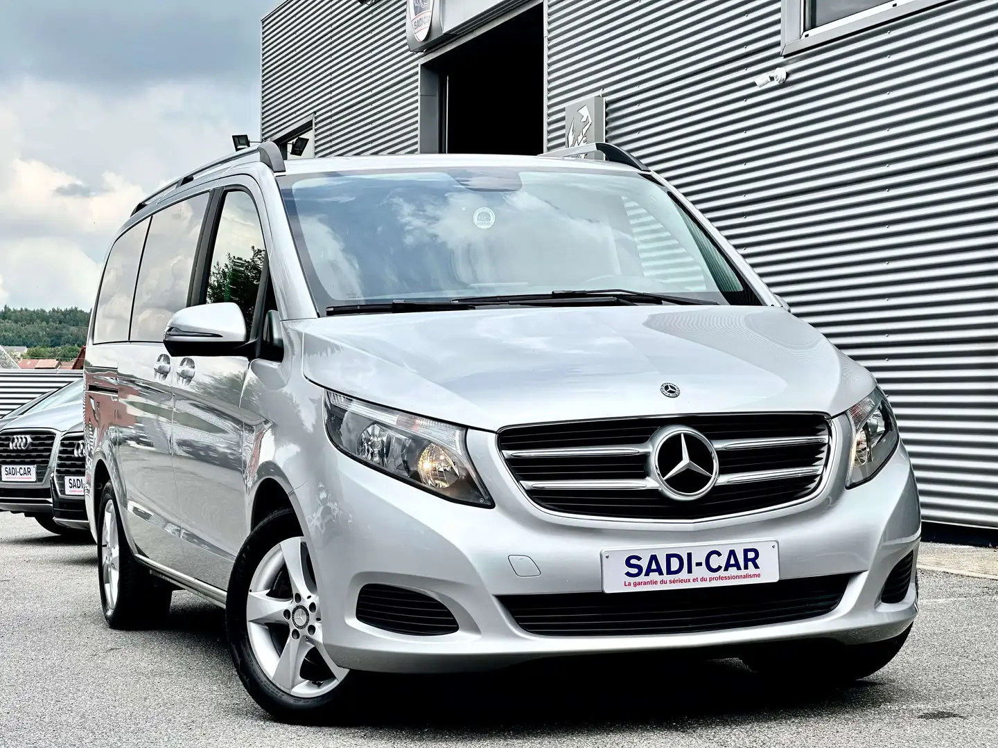 Mercedes-Benz V 220 d 163cv LONG - 5PL - DOUBLE CABINE Gris - 1