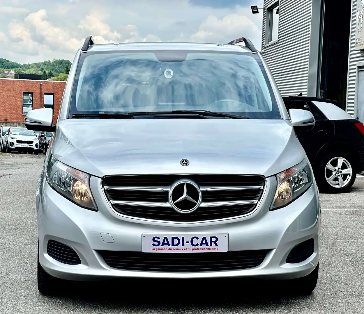 Mercedes-Benz V 220 d 163cv LONG - 5PL - DOUBLE CABINE Gris - 2
