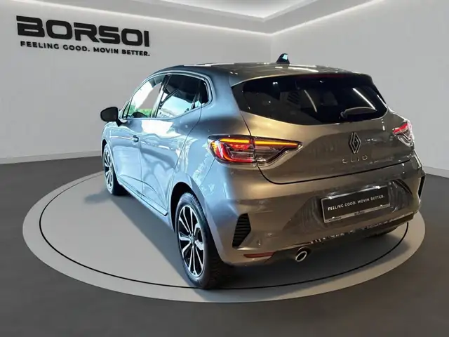 Renault Clio view 3