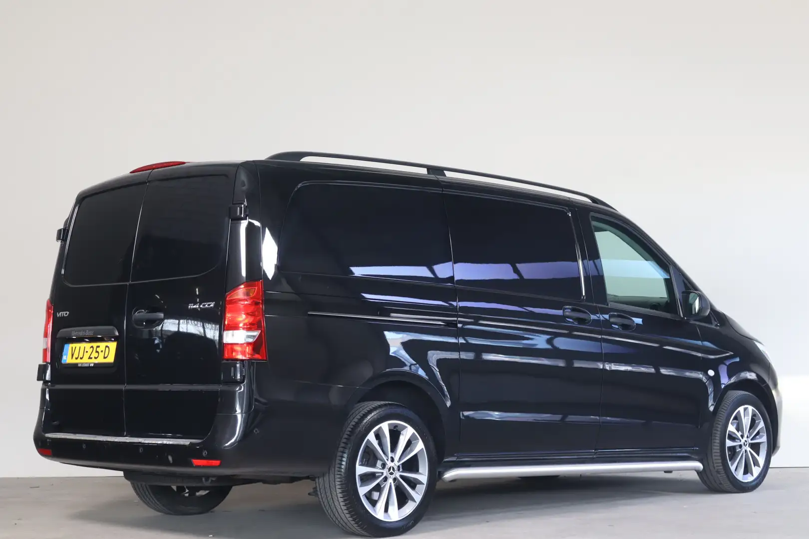 Mercedes-Benz Vito 114 CDI Lang NL-Auto!! Led Verlichting I Carplay I Negro - 2