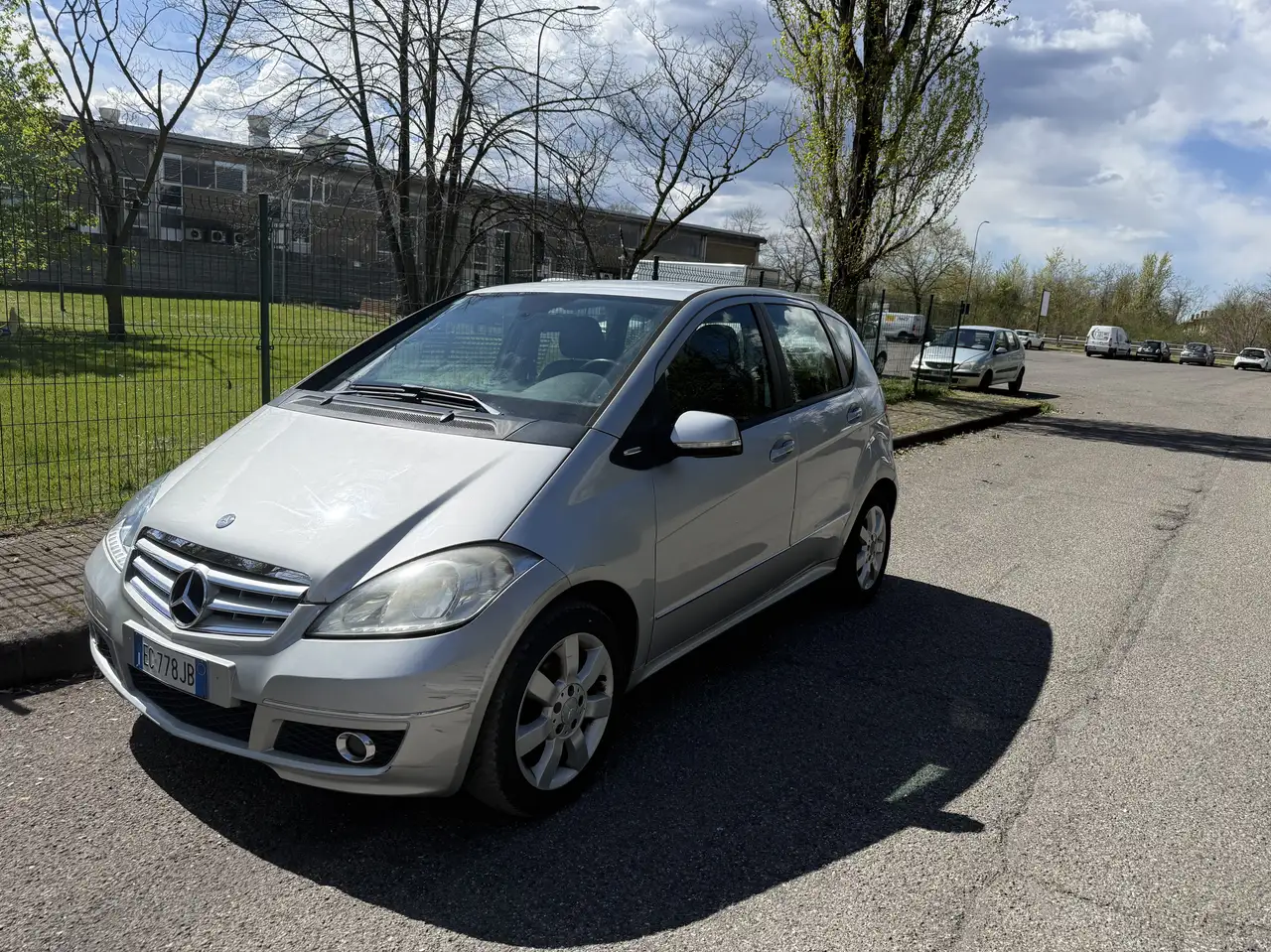 Mercedes-Benz A 180