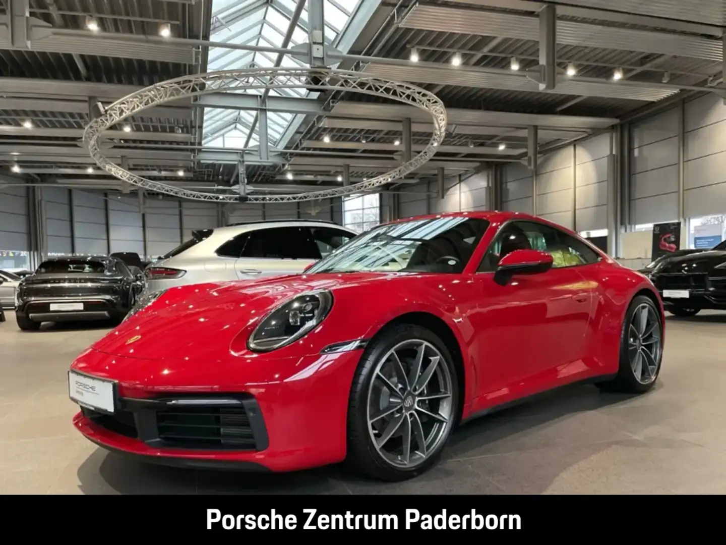 Porsche 992 911 Carrera nur 13.450km PVTS+ BOSE LED PDLS Rot - 1