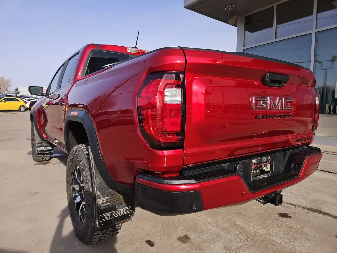 GMC Canyon снимка GMC Canyon