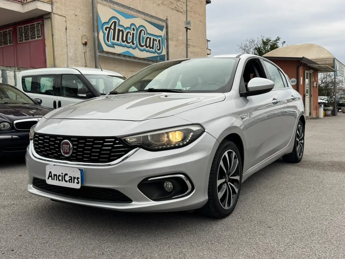Fiat Tipo Tipo 1.4 5 porte Lounge Argent - 2