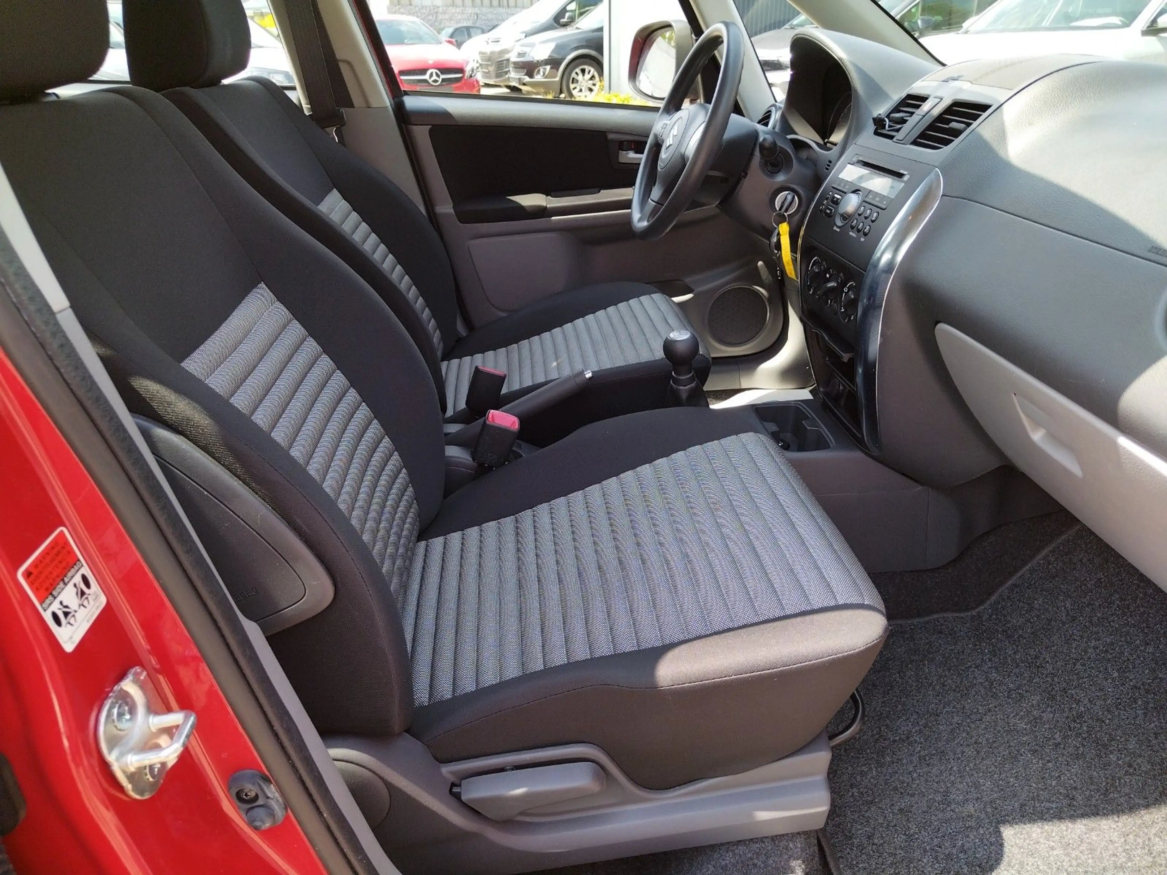 Suzuki SX4 Comfort 4x4+1.HD+68000 km+TÜV/NEU+GARANTIE — photo 15