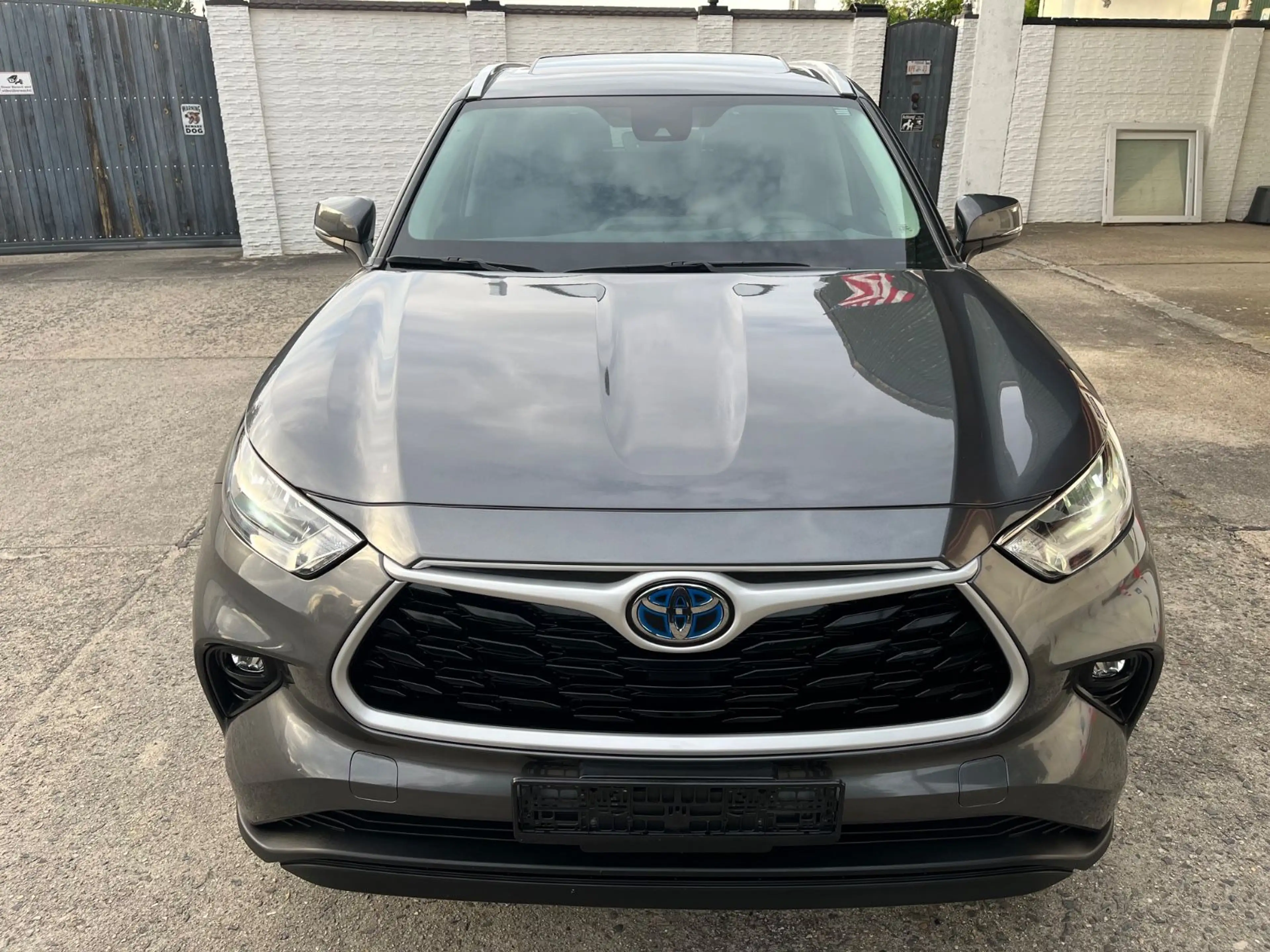 Toyota Highlander 2.5-l Hybrid Schiebedach 8 Sitze — photo 2