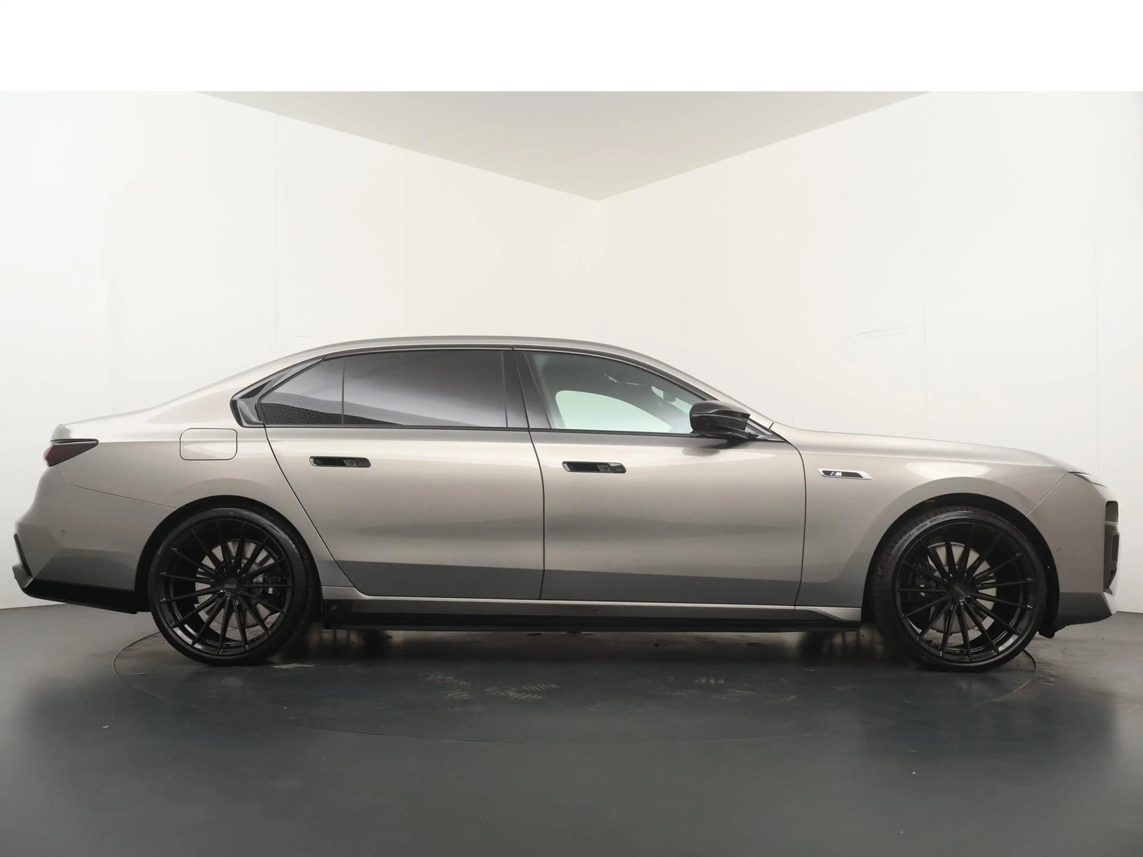 BMW 760 7-serie M760e xDrive | Trekhaak | Skylounge Execut — photo 8