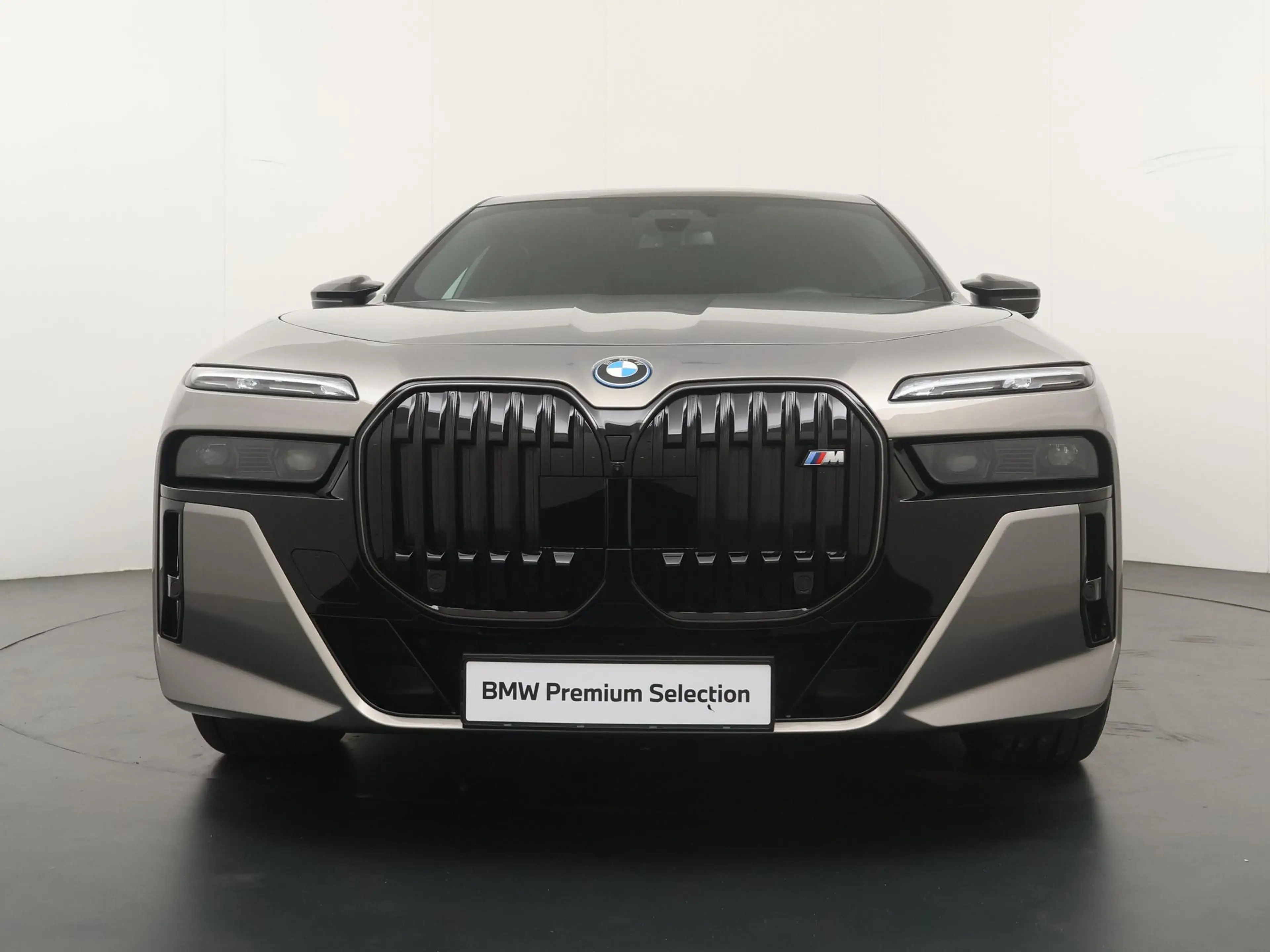BMW 760 7-serie M760e xDrive | Trekhaak | Skylounge Execut — photo 6