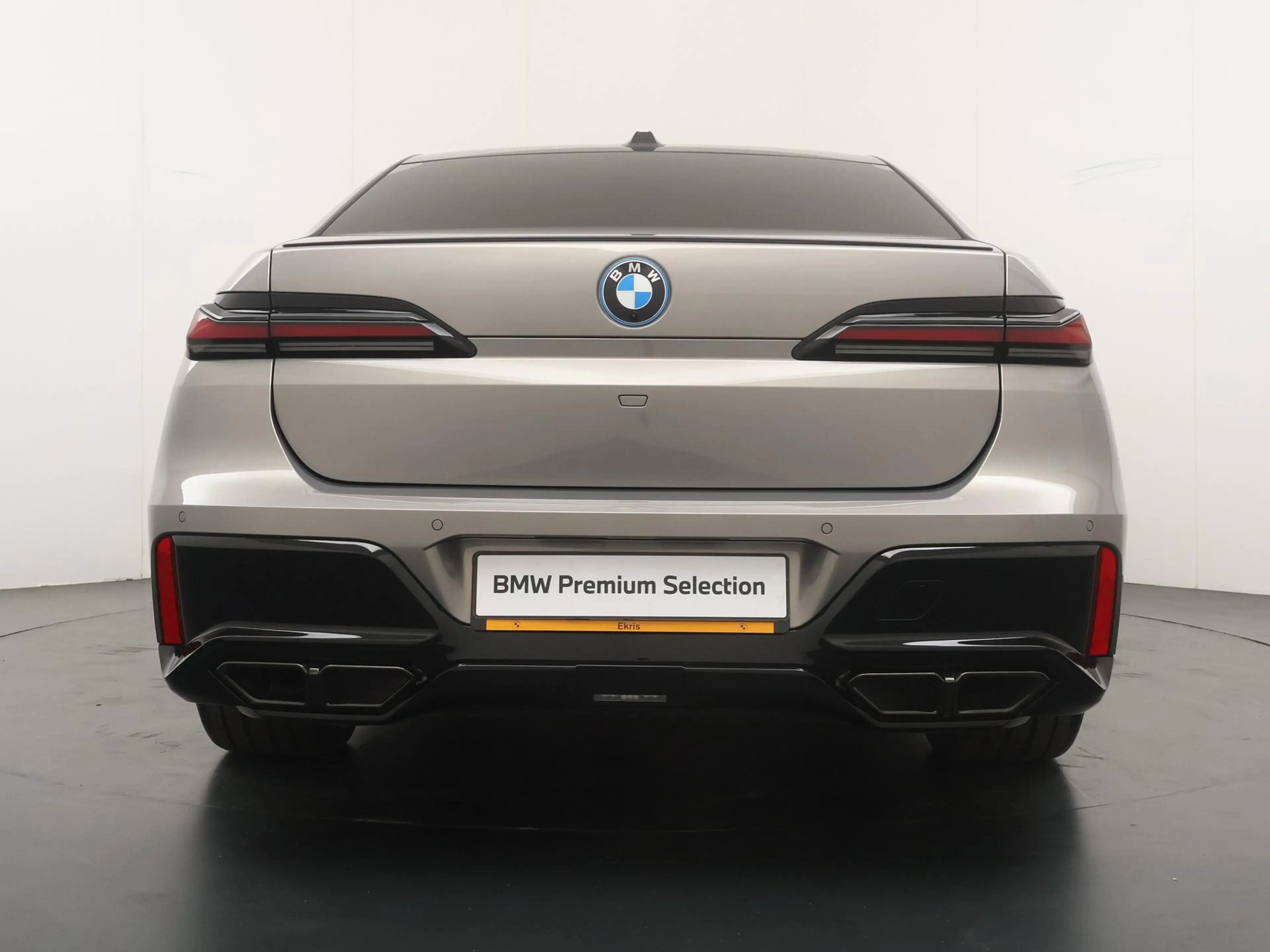 BMW 760 7-serie M760e xDrive | Trekhaak | Skylounge Execut — photo 10