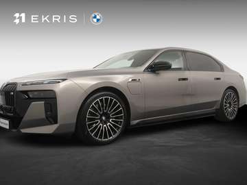 7-serie M760e xDrive | Trekhaak | SoH 100% | Skylo