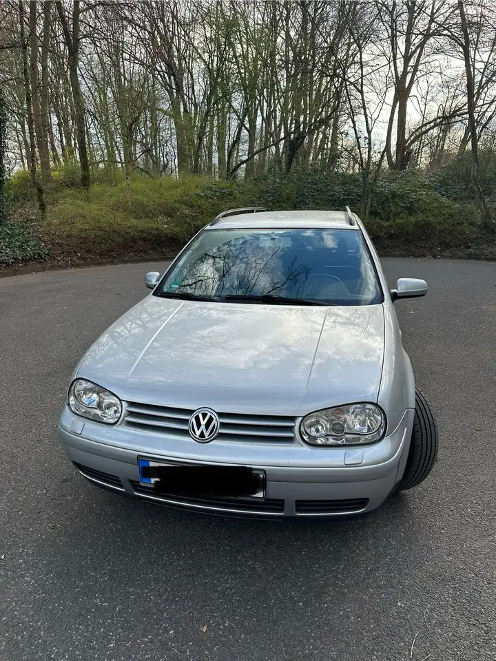 Volkswagen Golf Variant