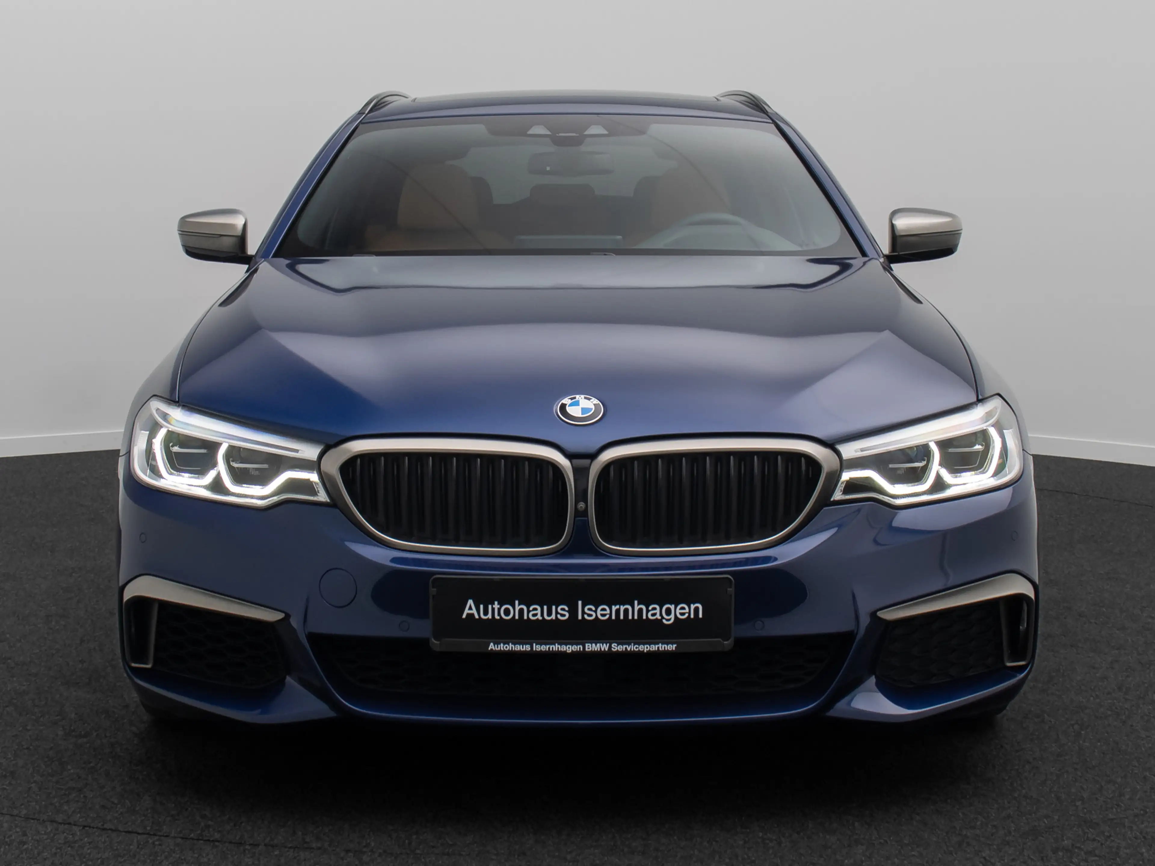 BMW 550 HUD H K Panorama 360° SoftClose DAB 19 — photo 2