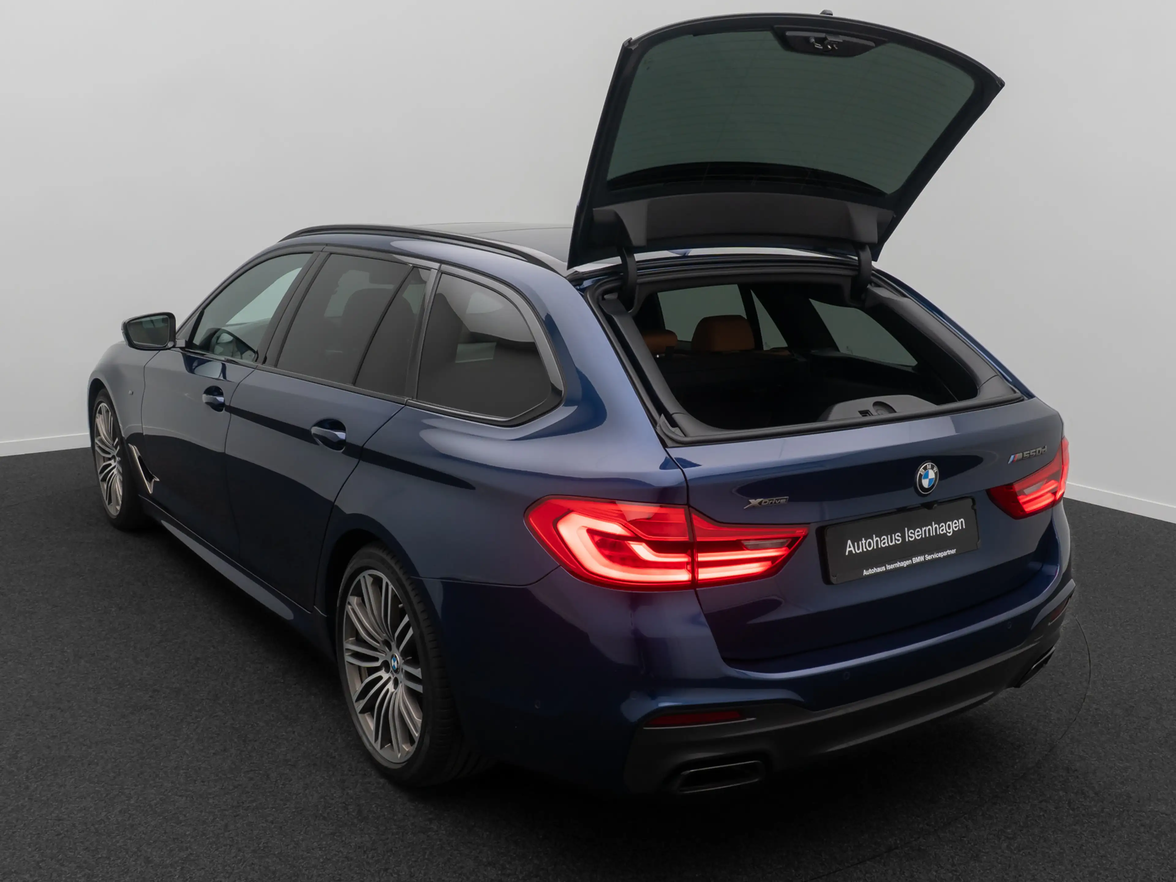 BMW 550 HUD H K Panorama 360° SoftClose DAB 19 — photo 13