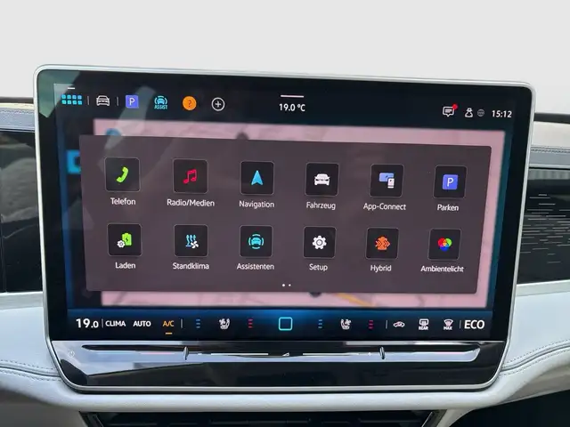 Volkswagen Passat view 13