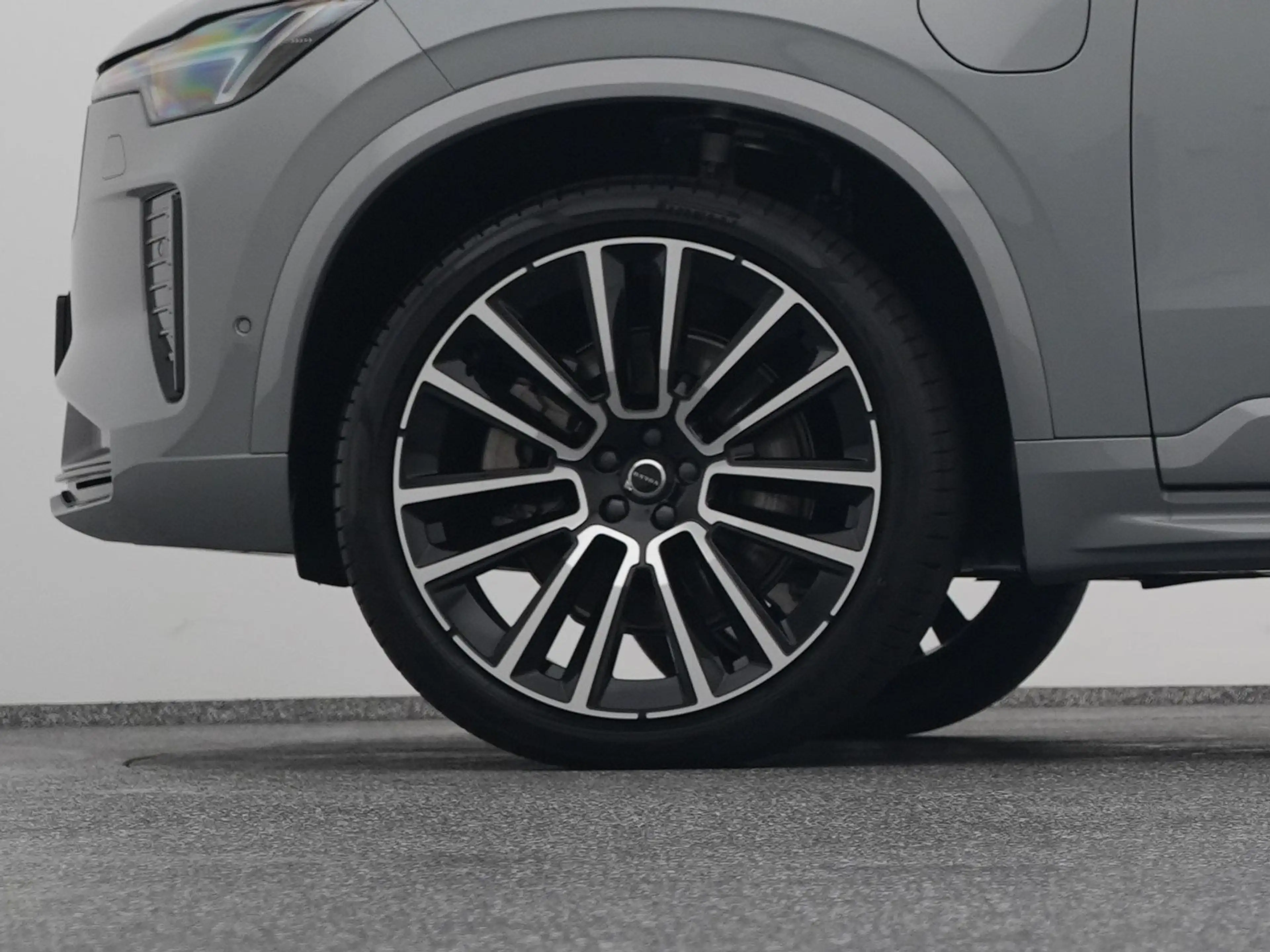 Volvo XC90 2.0 T8 Plug-in hybrid AWD Ultra Black Edition 7-Pe — photo 39