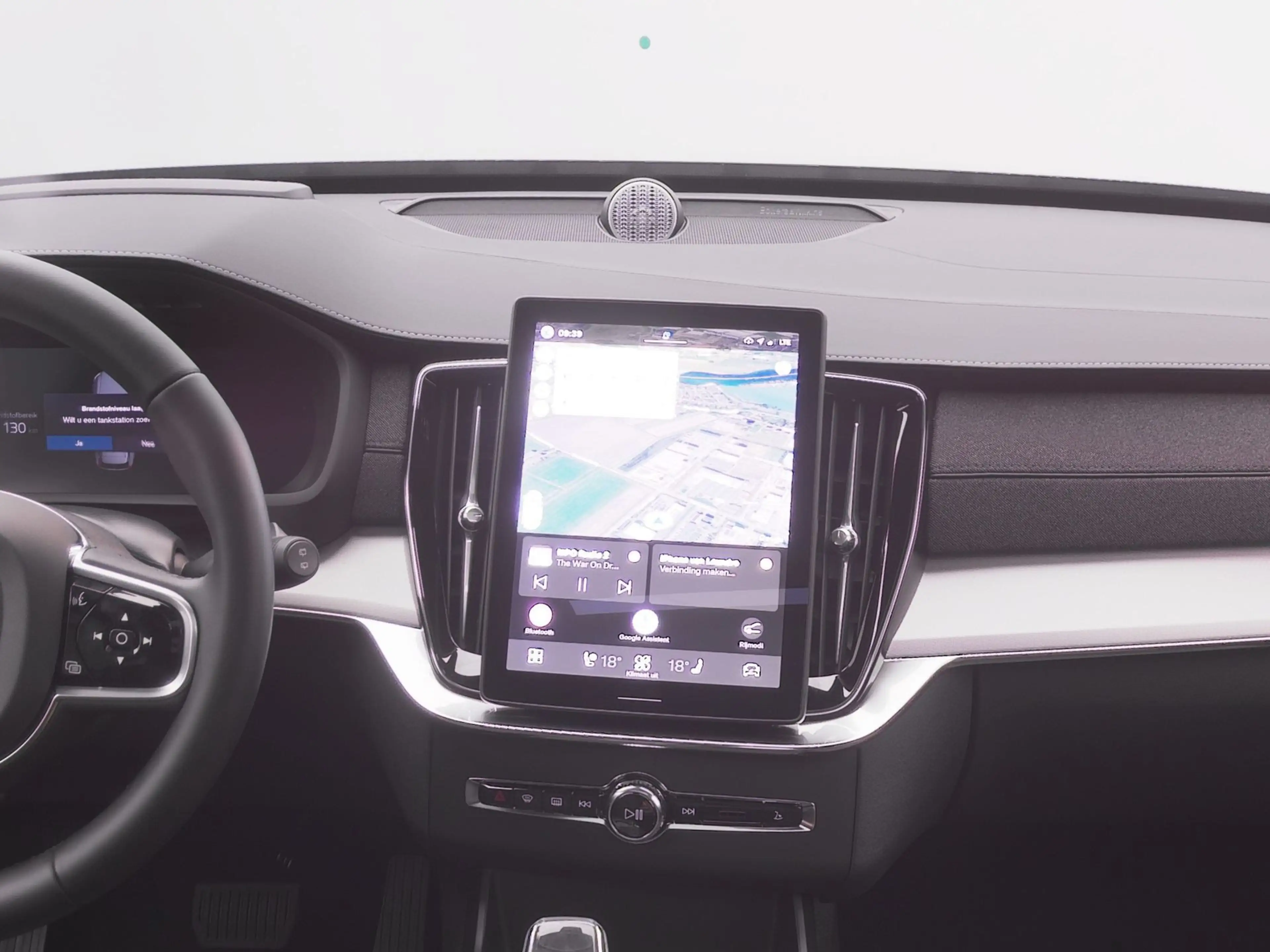 Volvo XC90 2.0 T8 Plug-in hybrid AWD Ultra Black Edition 7-Pe — photo 8