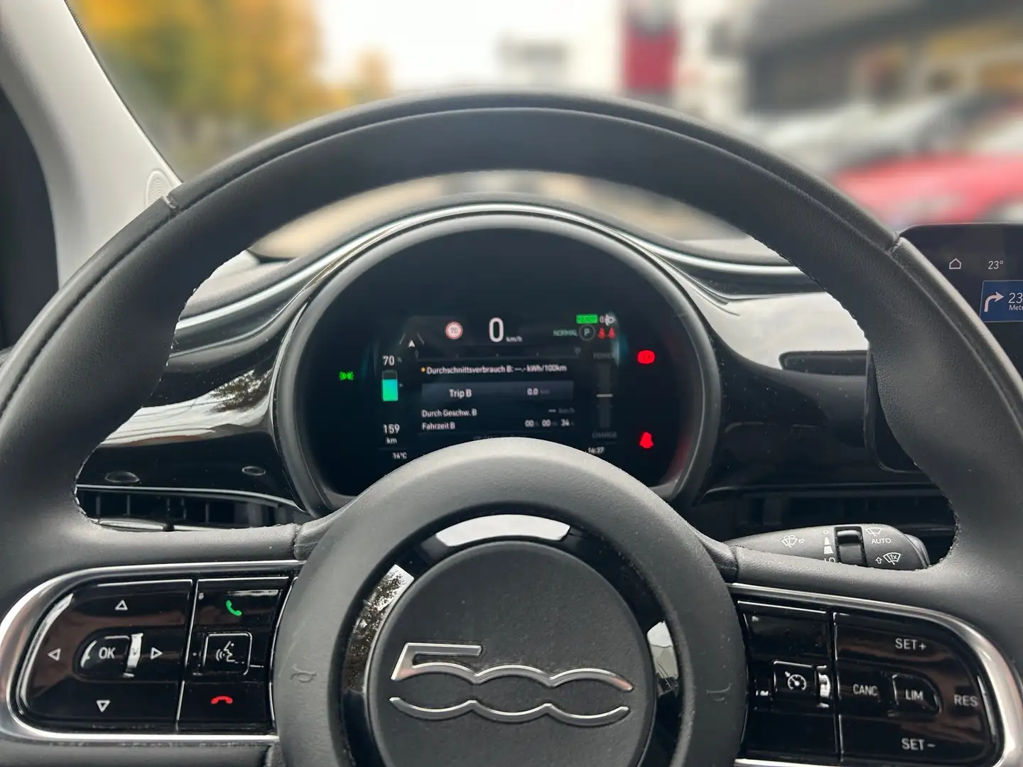 Fiat 500e Cabrio | Icon | 42 kWh | Tempomat | Klimaautomatik Schwarz - 2