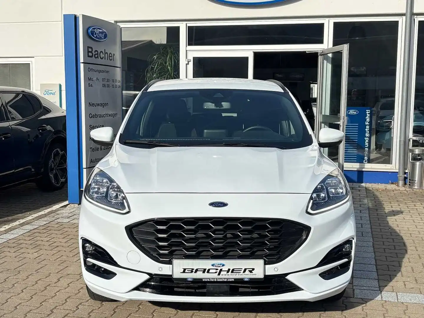 Ford Kuga Plug-in Hybrid 2.5 ST-LINE X B&O*AHK*RFK Wit - 2