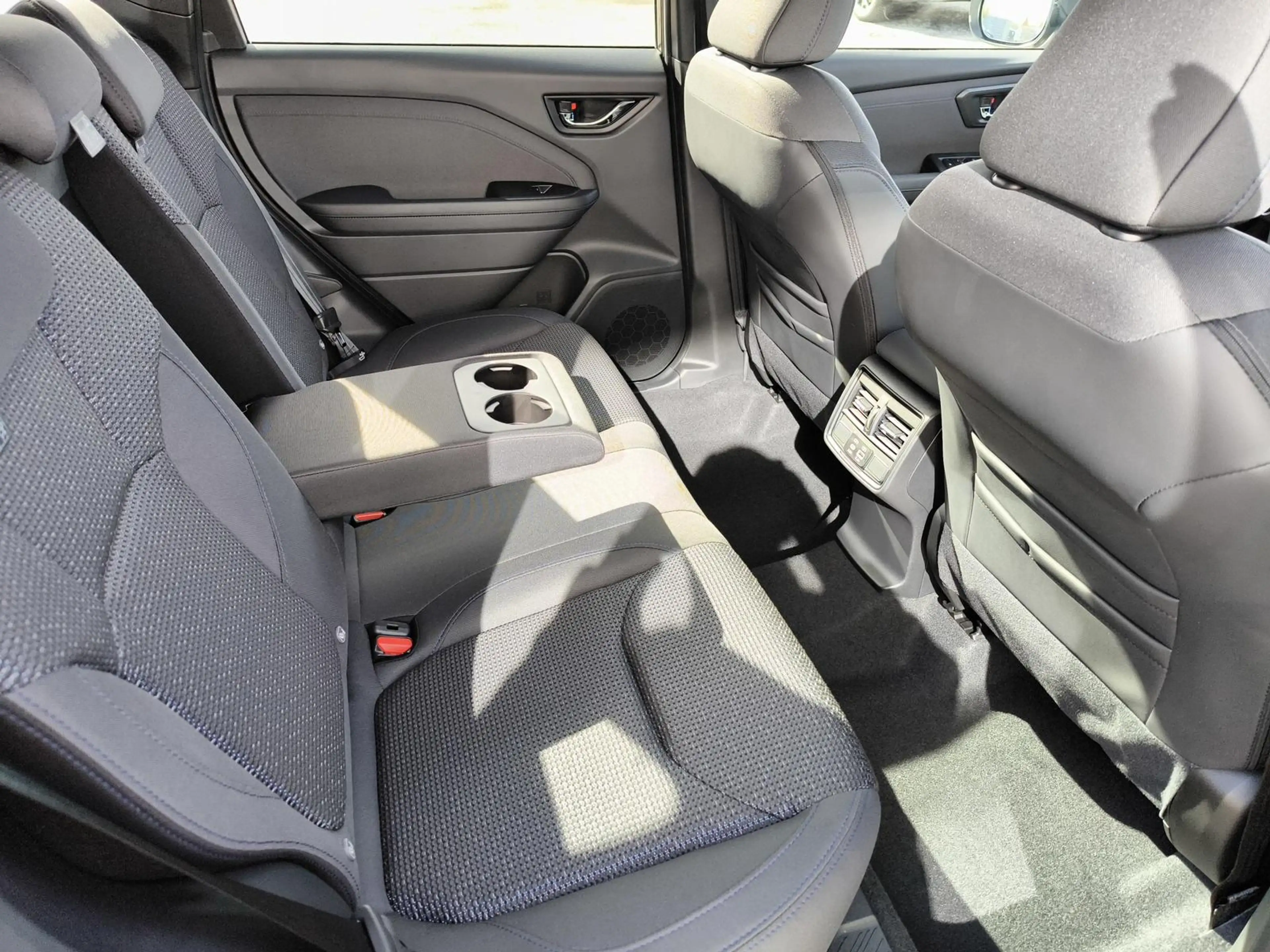 Subaru Forester 2.0ie e-Boxer Exclusive — photo 10