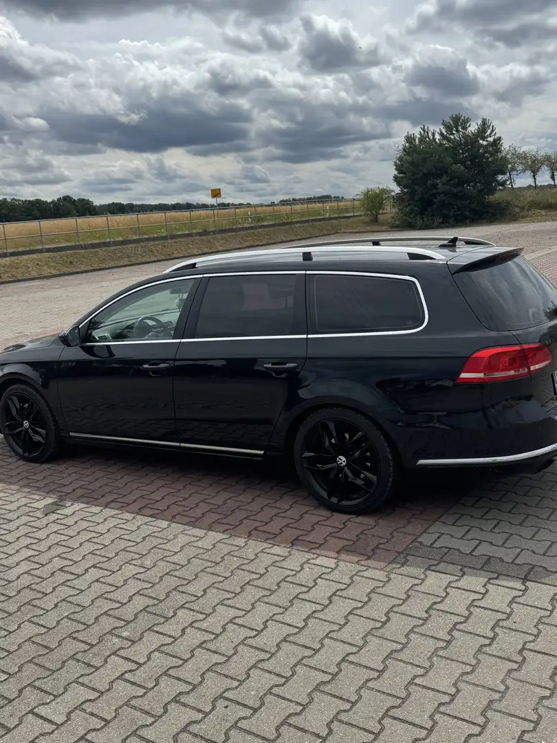 Volkswagen Passat Variant 2.0 TDI SCR DSG (BlueM. Tech) Highline - 2