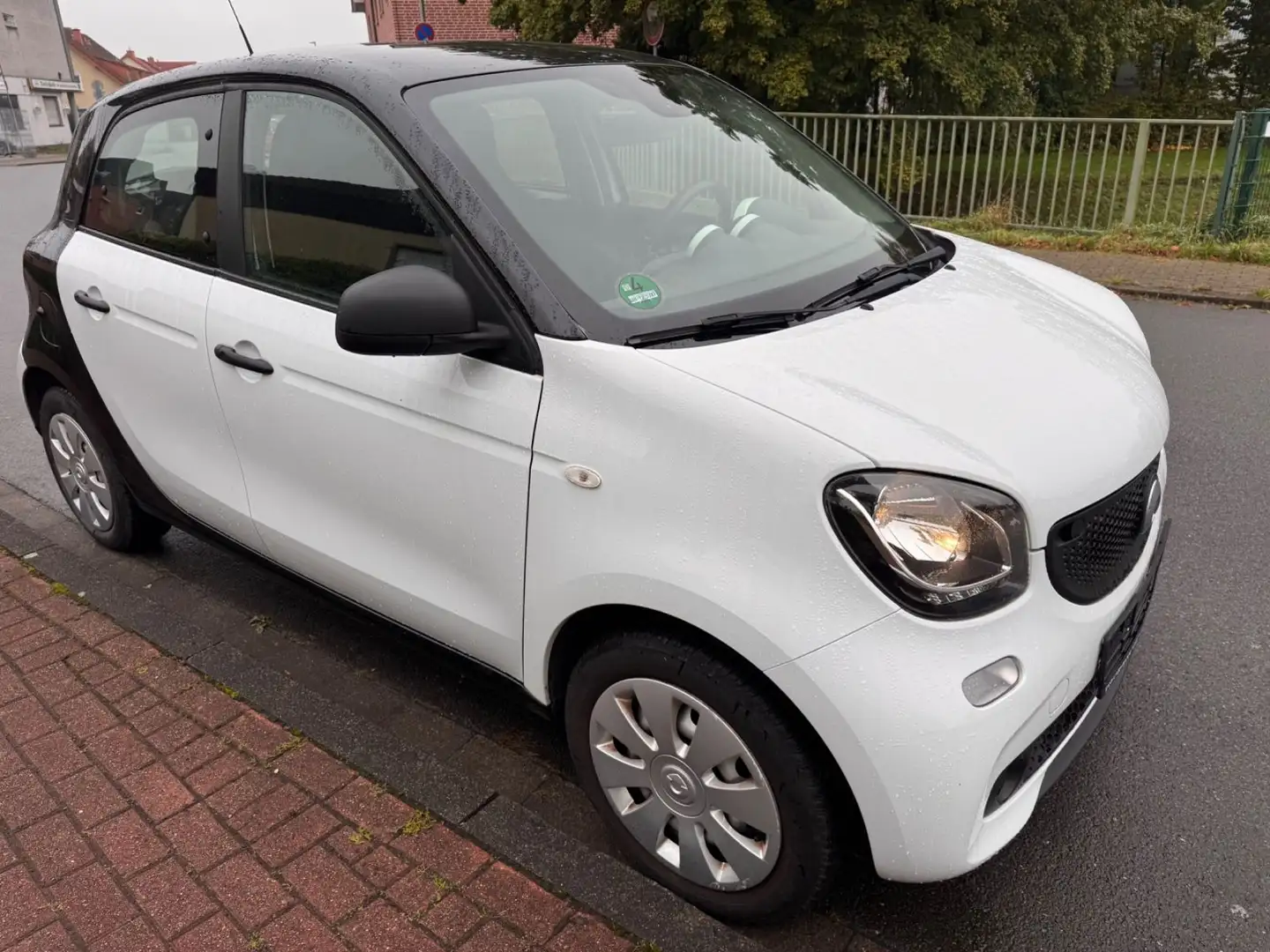 smart forFour 52kW Klima Tempomat MFL 1VB TÜV NEU TOP Weiß - 1